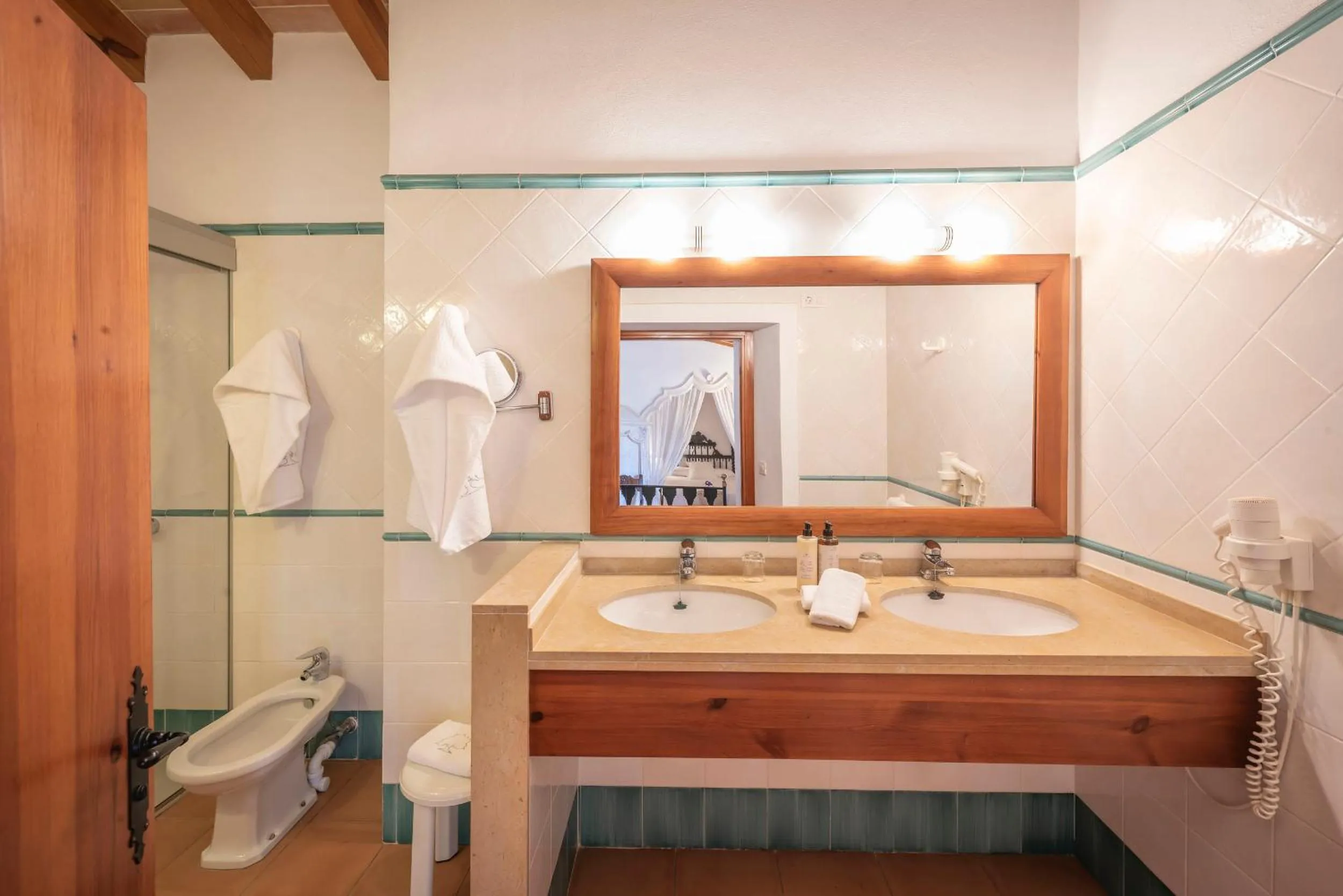 Bathroom in Finca Son Roig by Valentin