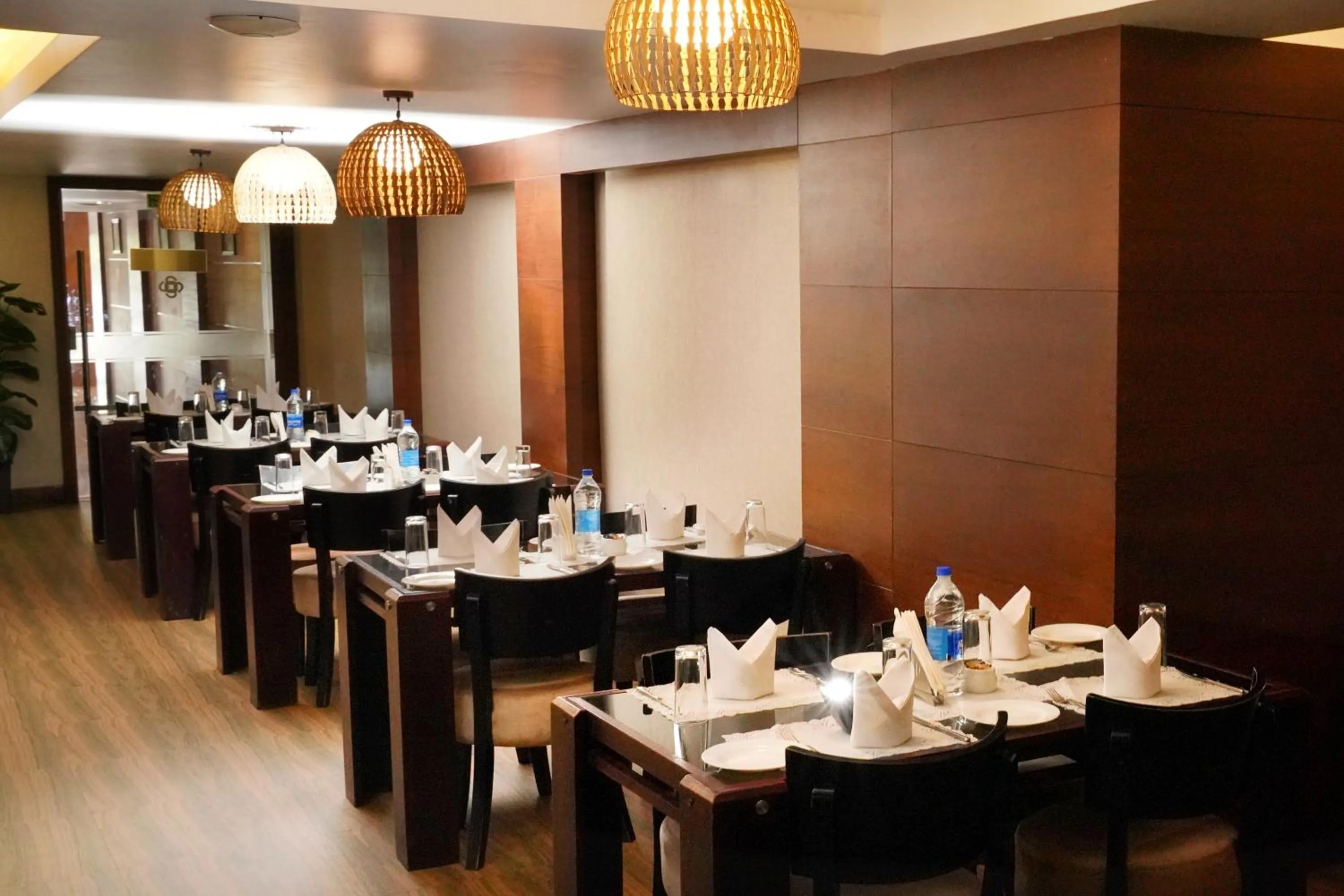 Restaurant/places to eat in KGA Elite Continental Hotel