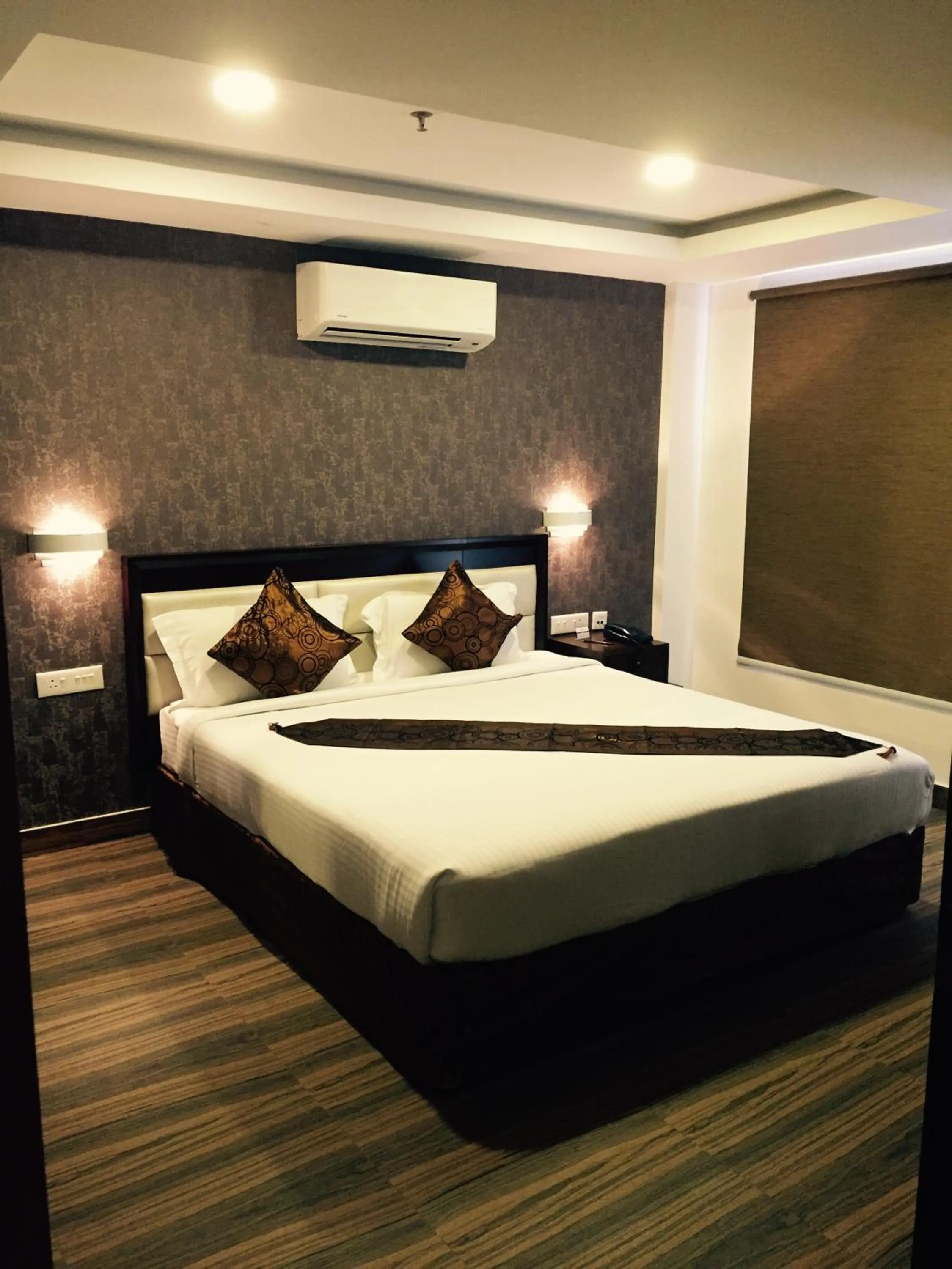 Bedroom, Bed in KGA Elite Continental Hotel