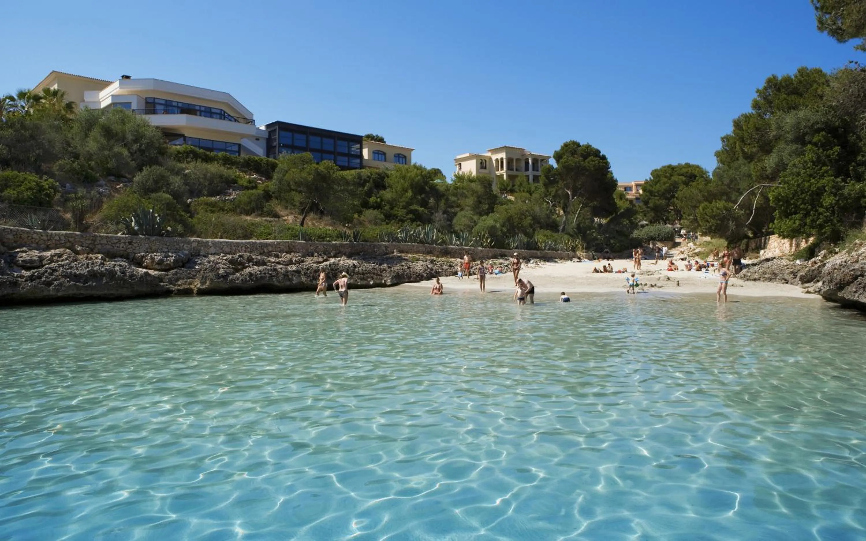 Summer in ROBINSON Cala Serena