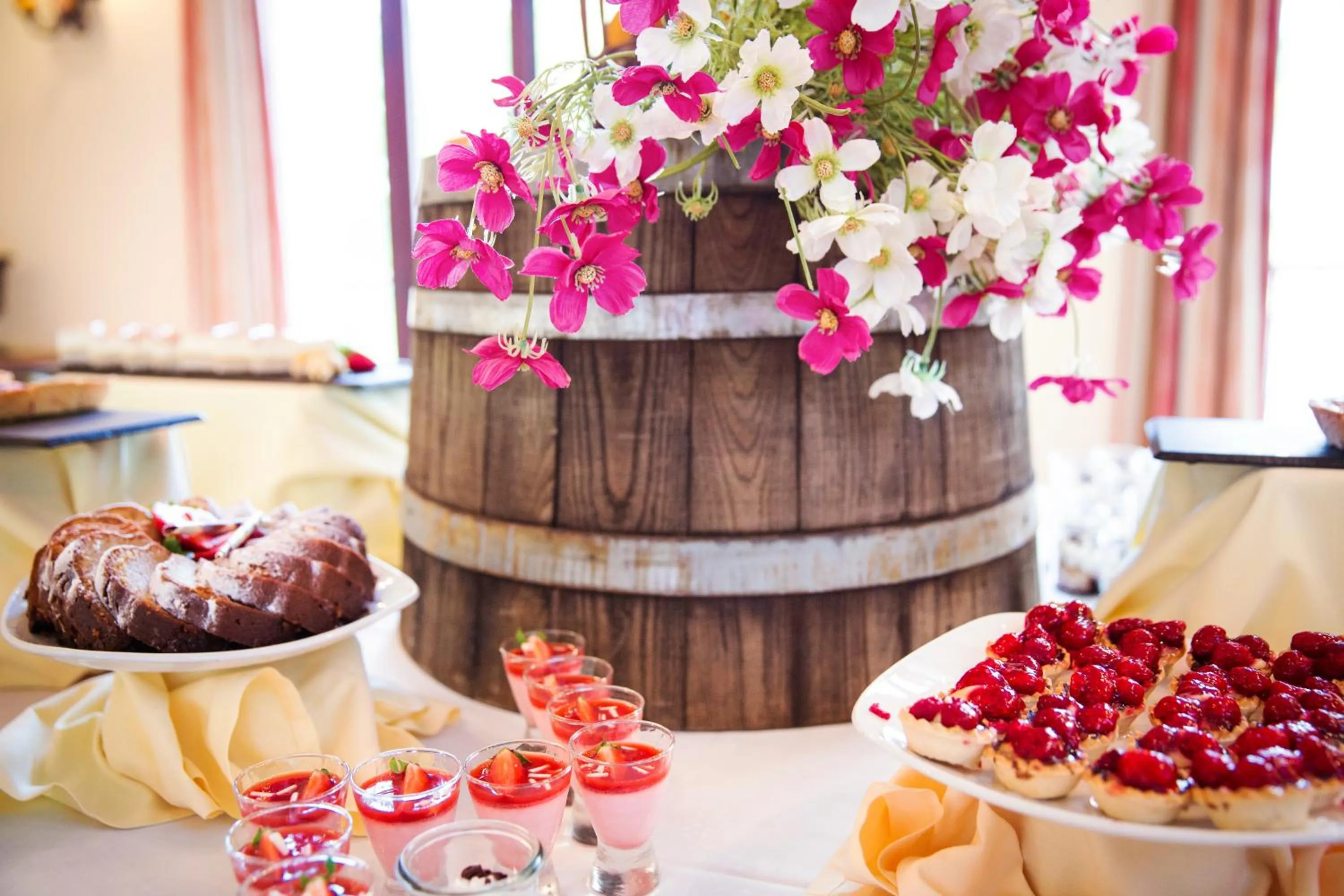Buffet breakfast in ROBINSON Cala Serena