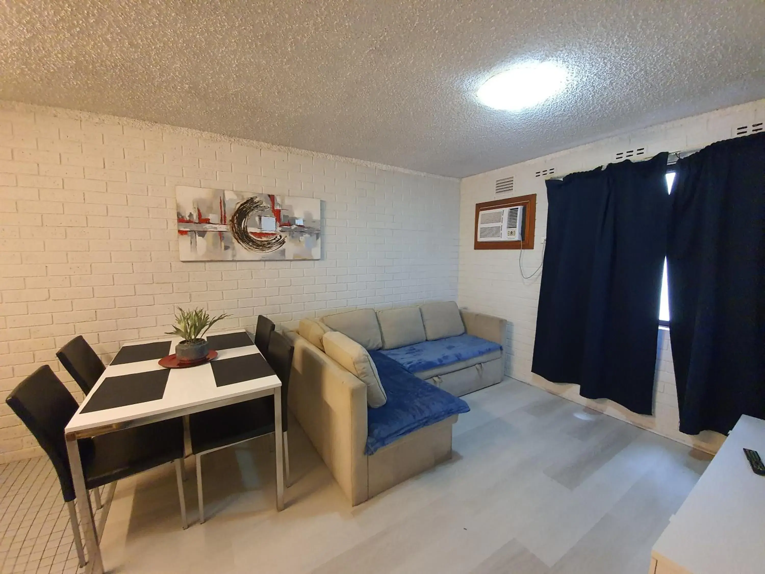 One Bedroom Apartment Twin Bed in Perth City Apartment Hotel One Bedroom Apartment Twin Bed in Perth City Apartment Hotel