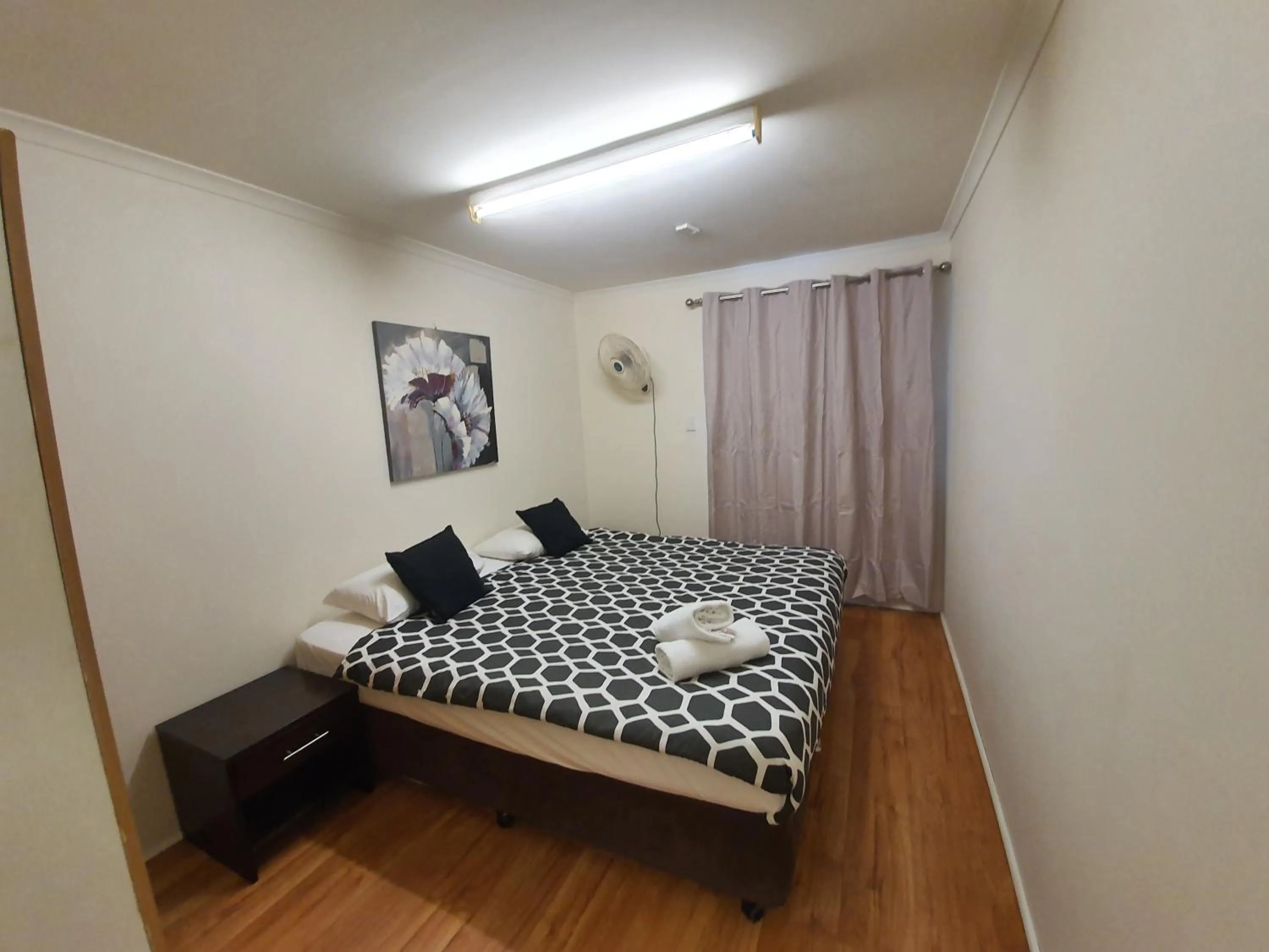 Bed in Perth City Apartment Hotel