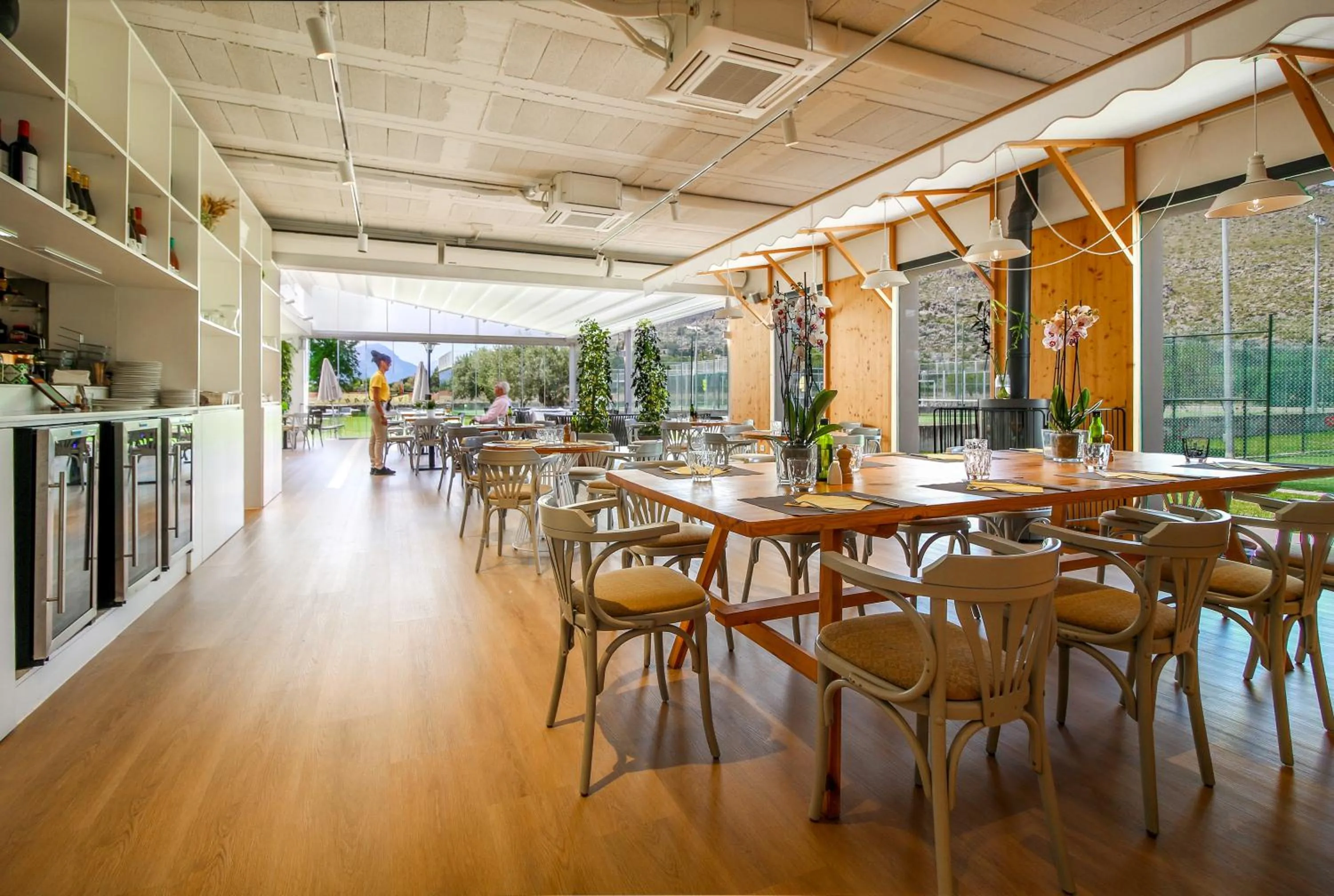 Restaurant/places to eat in Aparthotel Duva & Spa