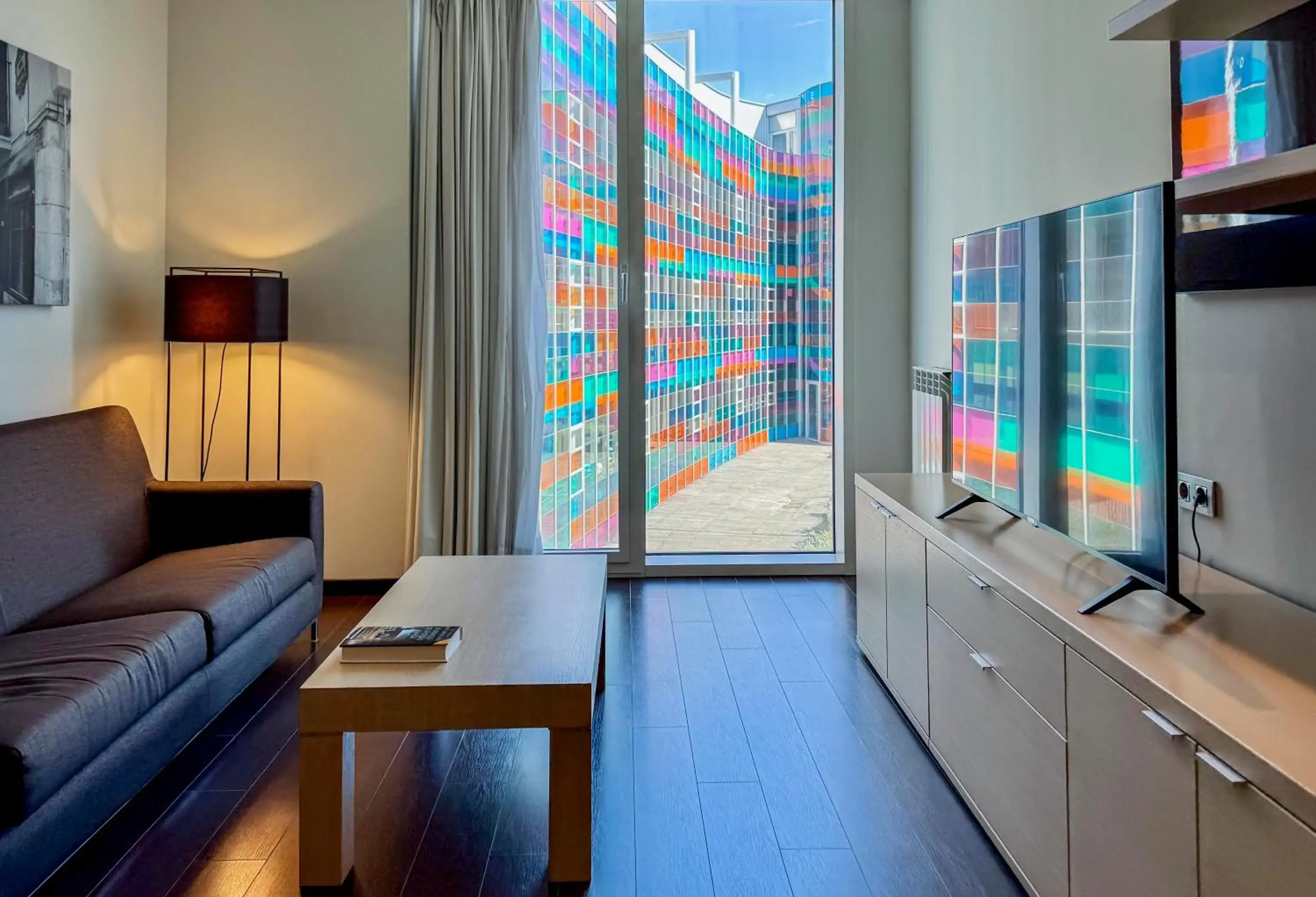 Standard Triple Room in Hotel Jardines de Uleta Suites Standard Triple Room in Hotel Jardines de Uleta Suites