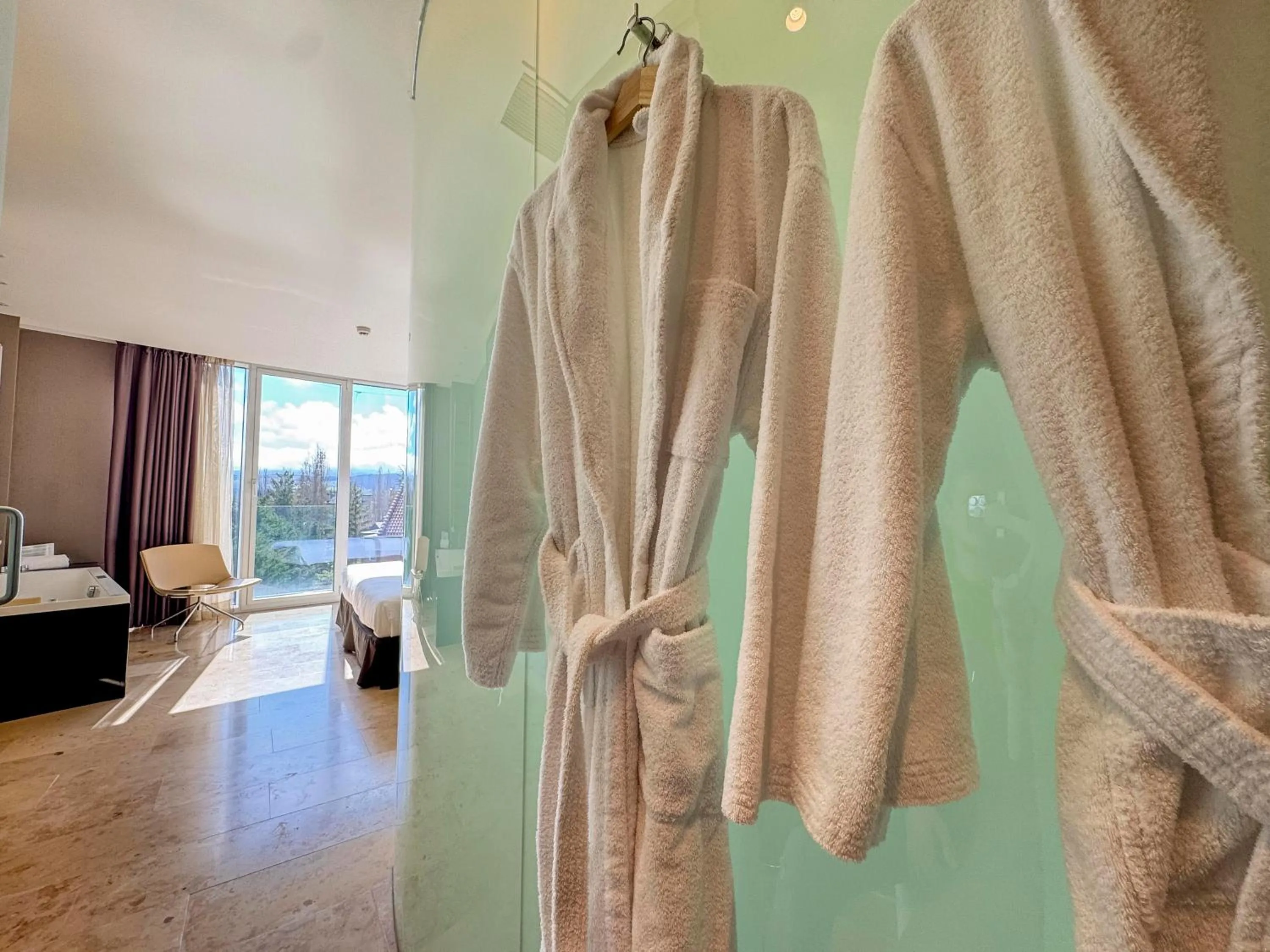 Bathroom in Hotel Jardines de Uleta Suites