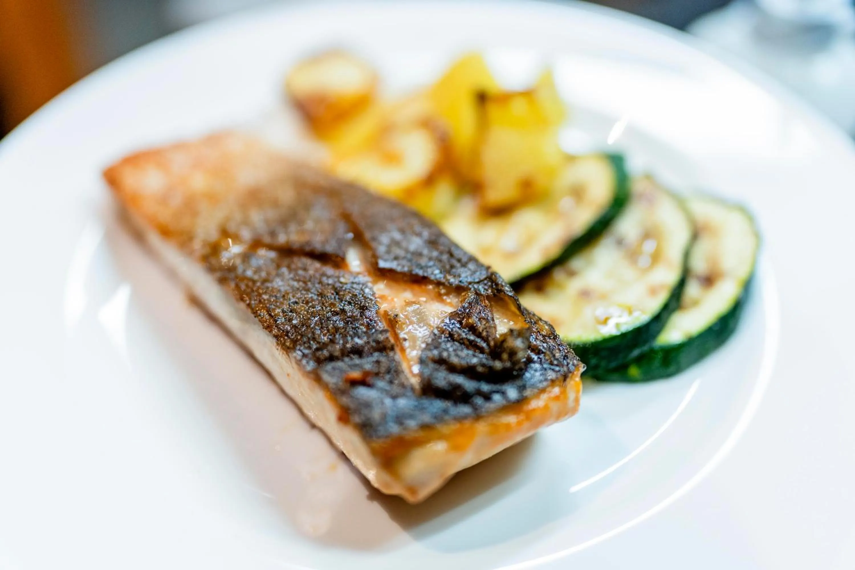 Dinner in Hotel Jardines de Uleta Suites