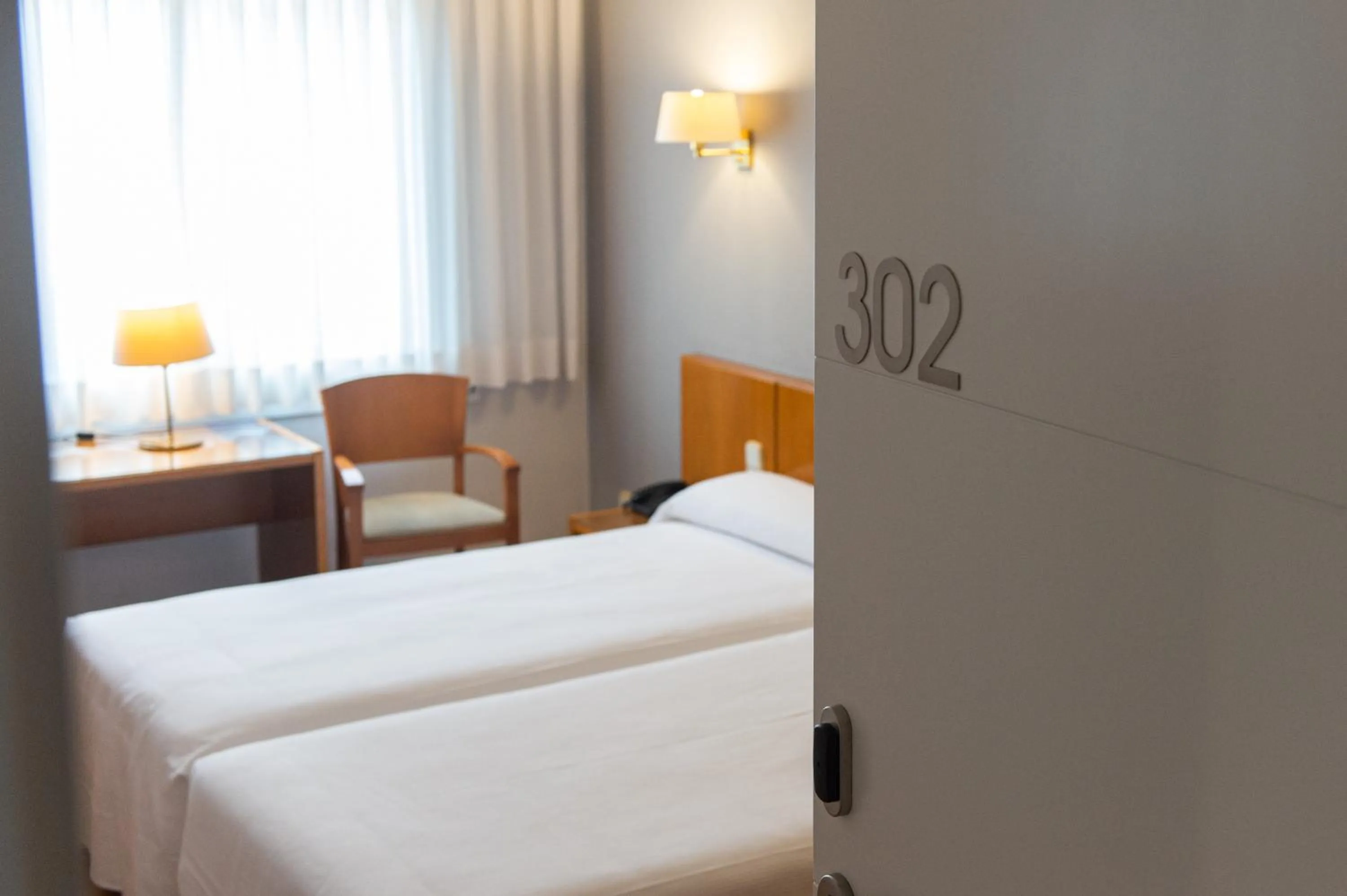 Bed in Hotel Borrell