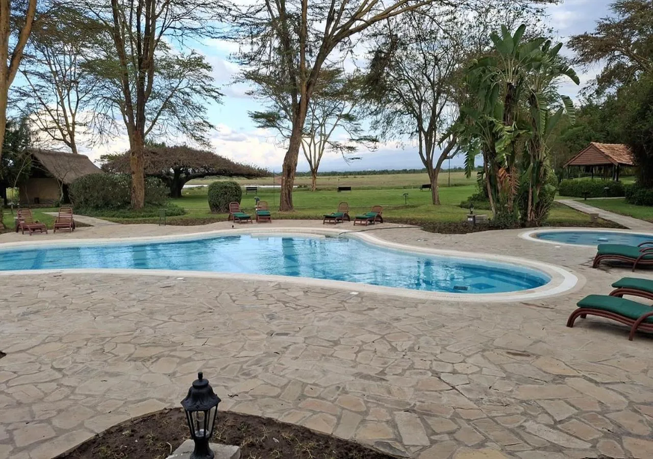 Swimming pool in Sweetwaters Serena Camp