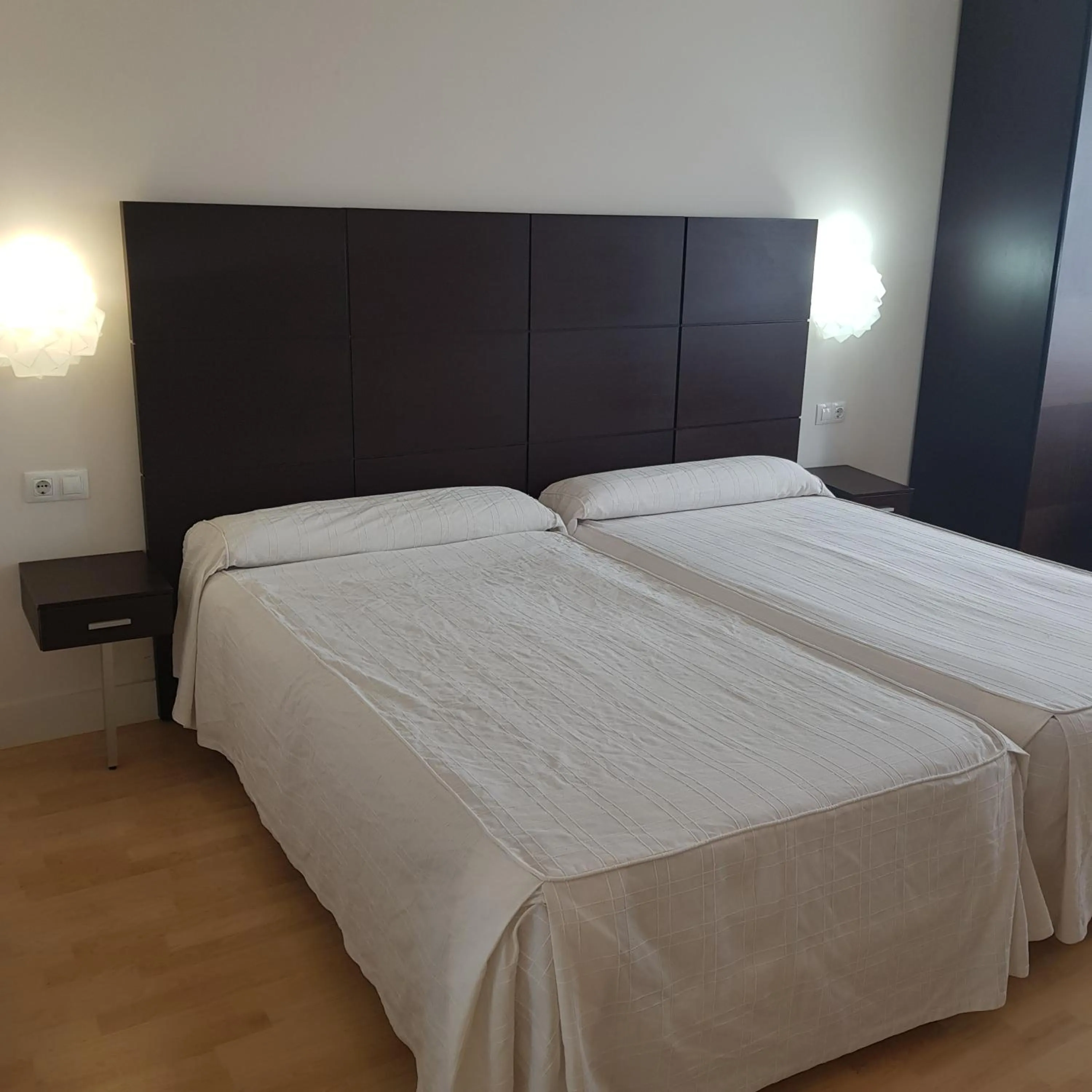 Bed in Hotel Puerta de la Serrania