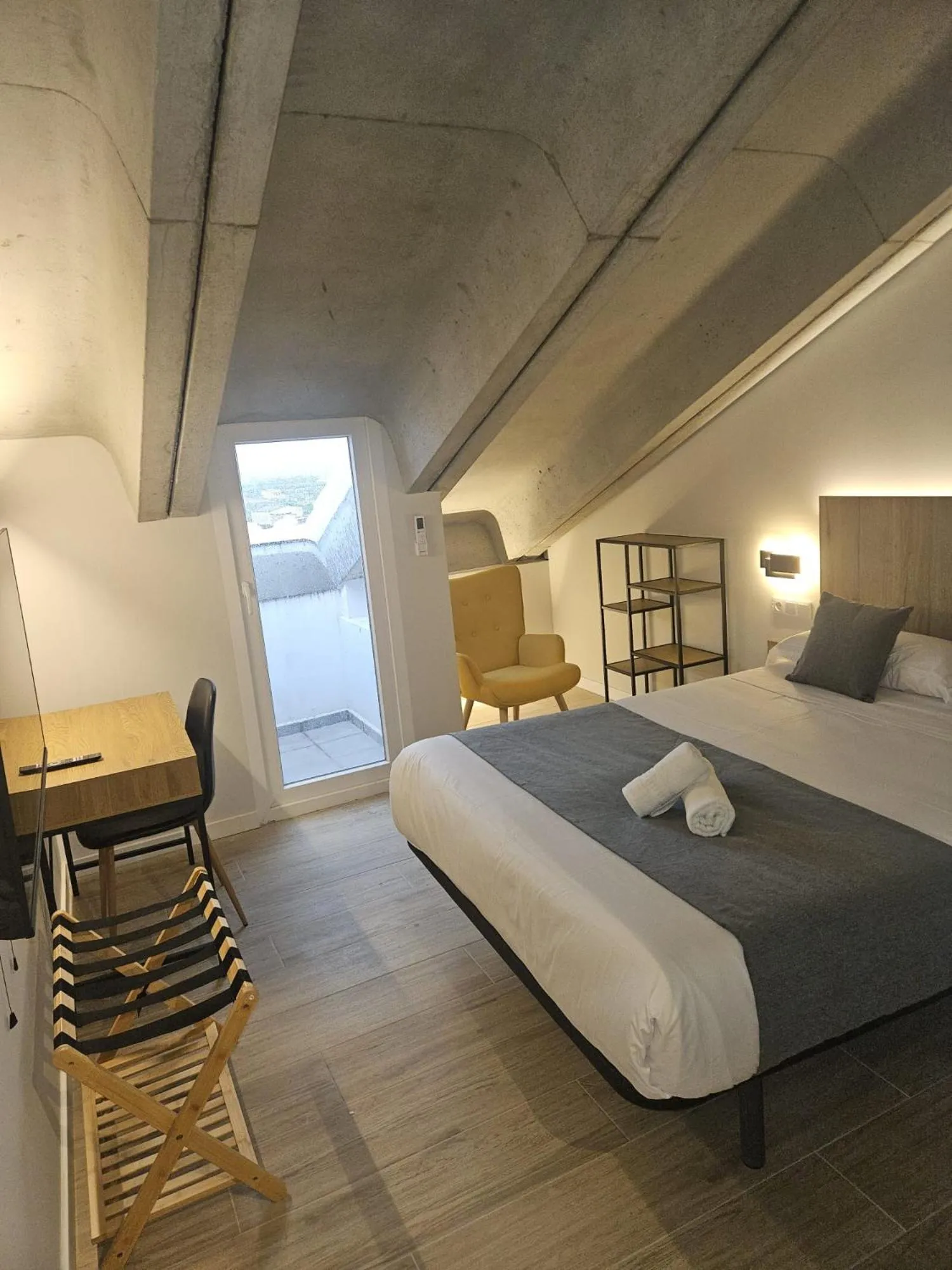 Bed in Hotel Puerta de la Serrania