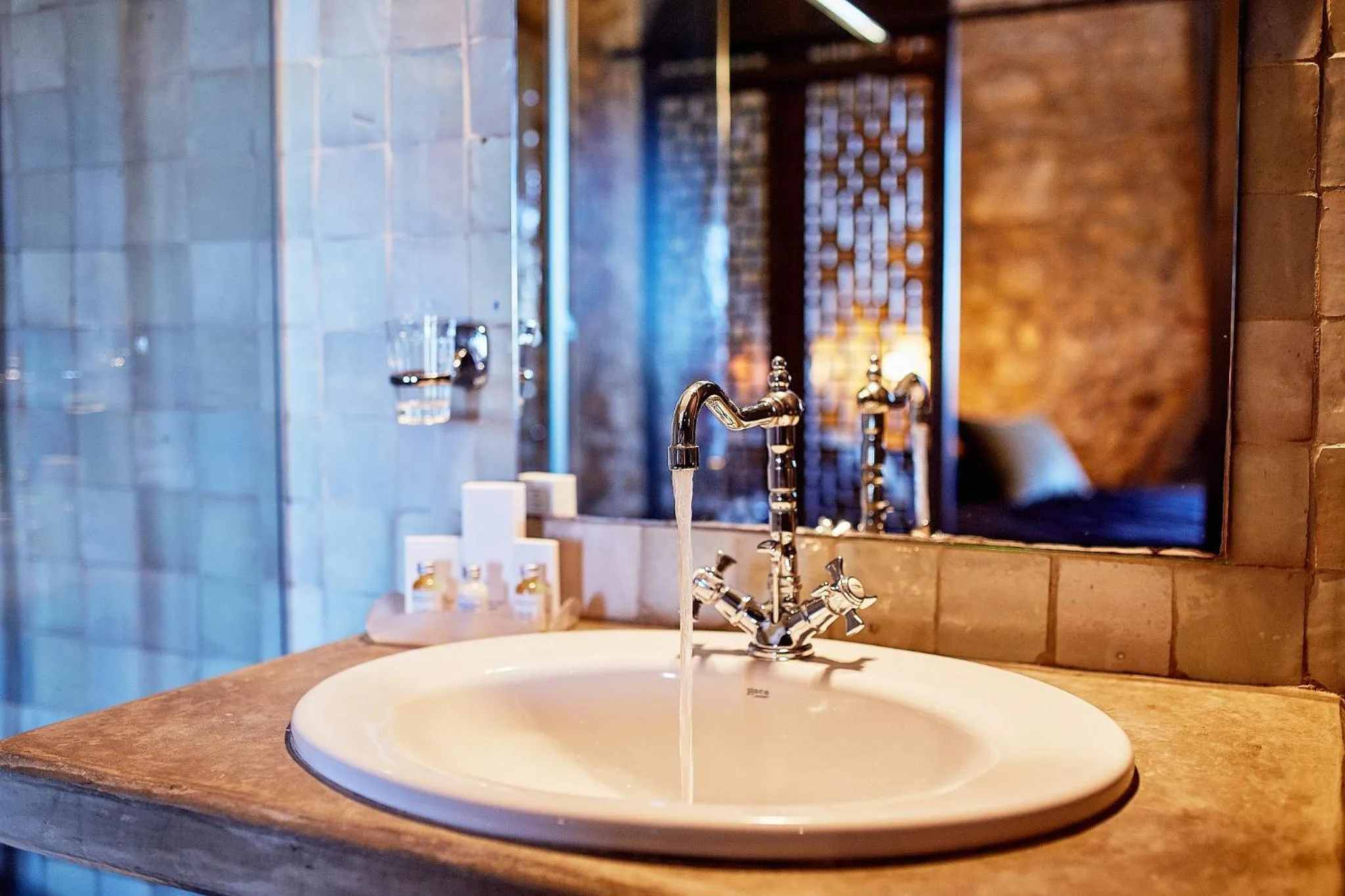 Bathroom in Hotel Castell d'Emporda