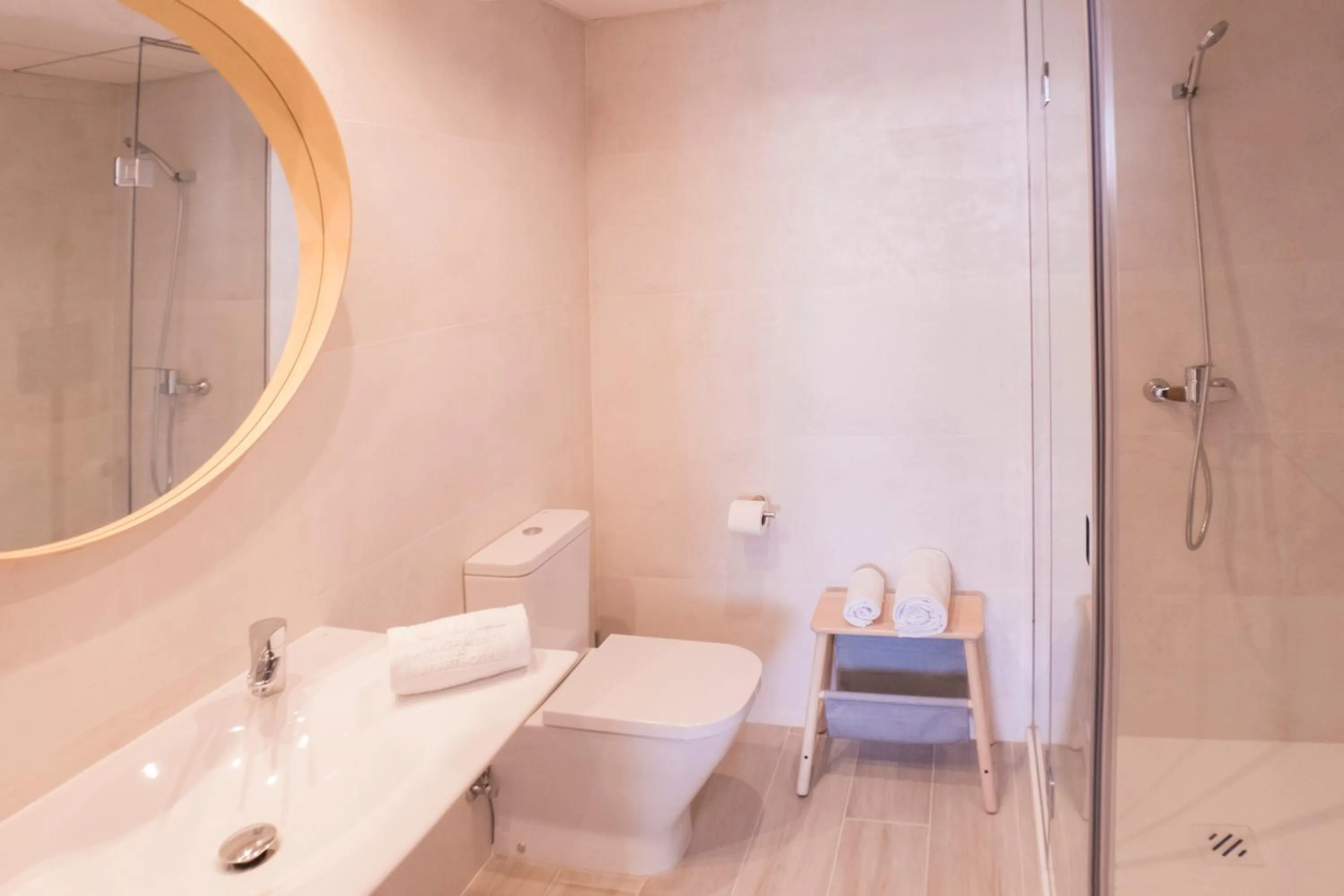 Bathroom in Aparthotel Cye Holiday Centre