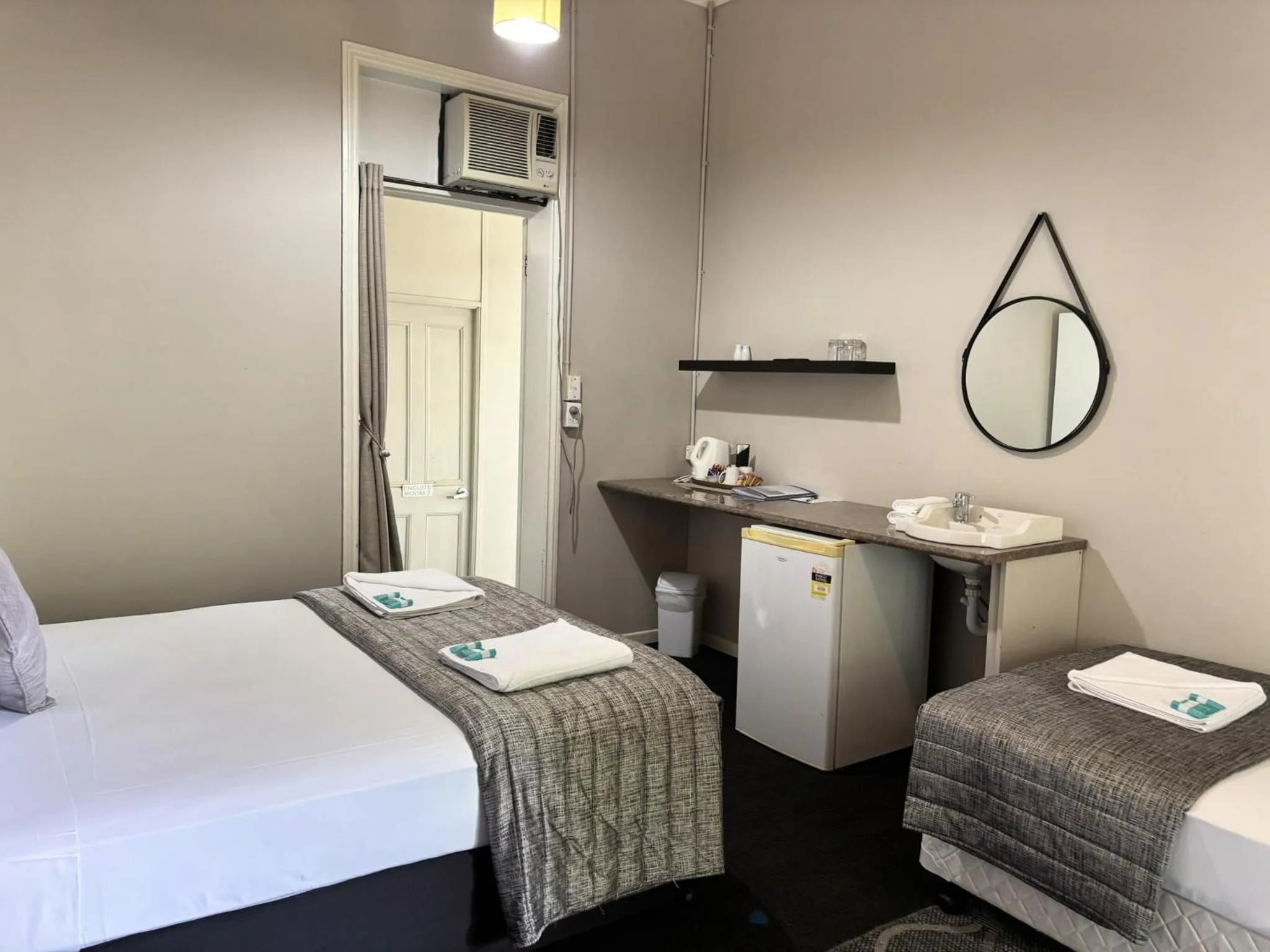 Bed in Grand Hotel Mount Morgan