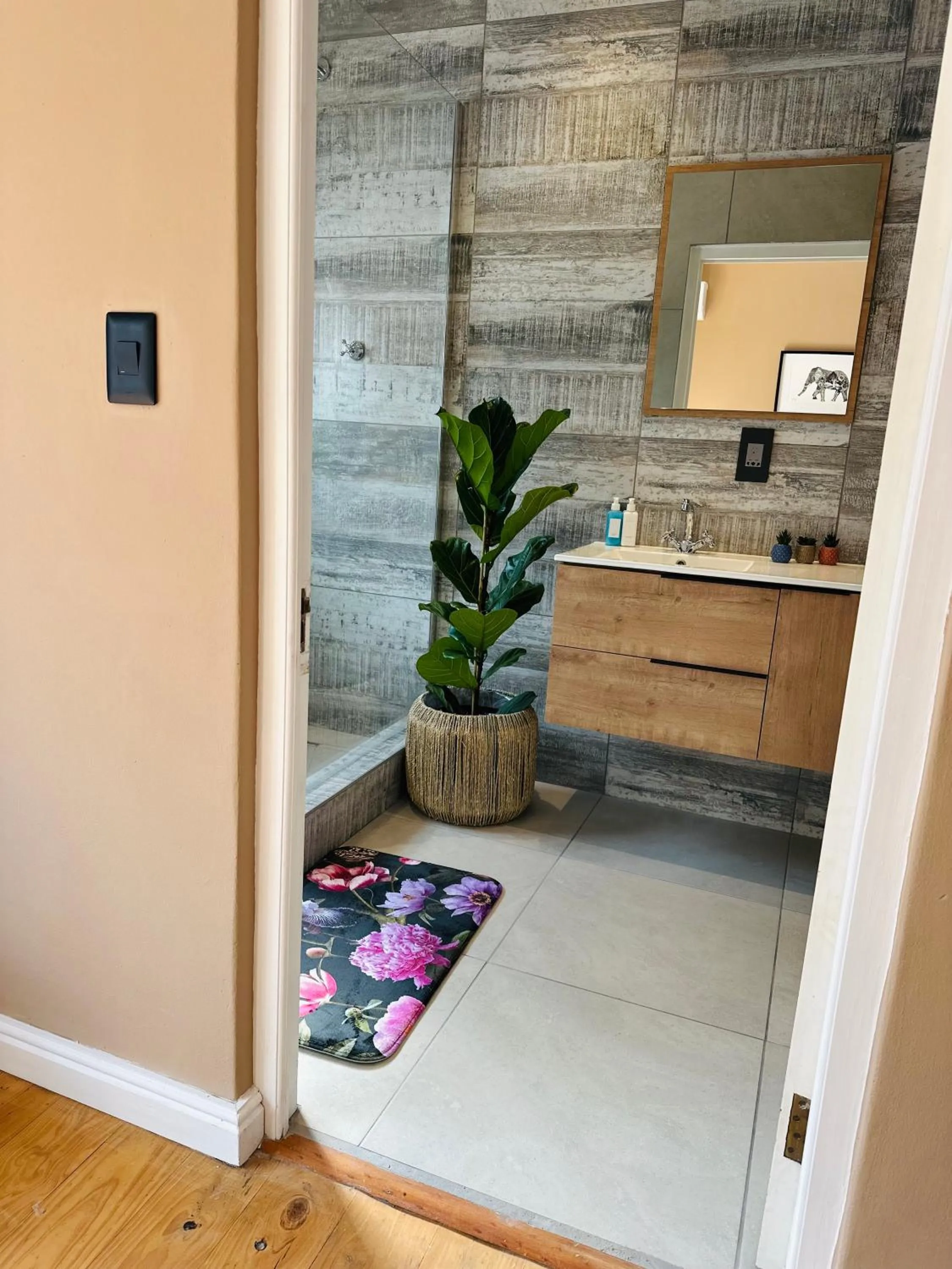 Bathroom in Vine Guesthouse