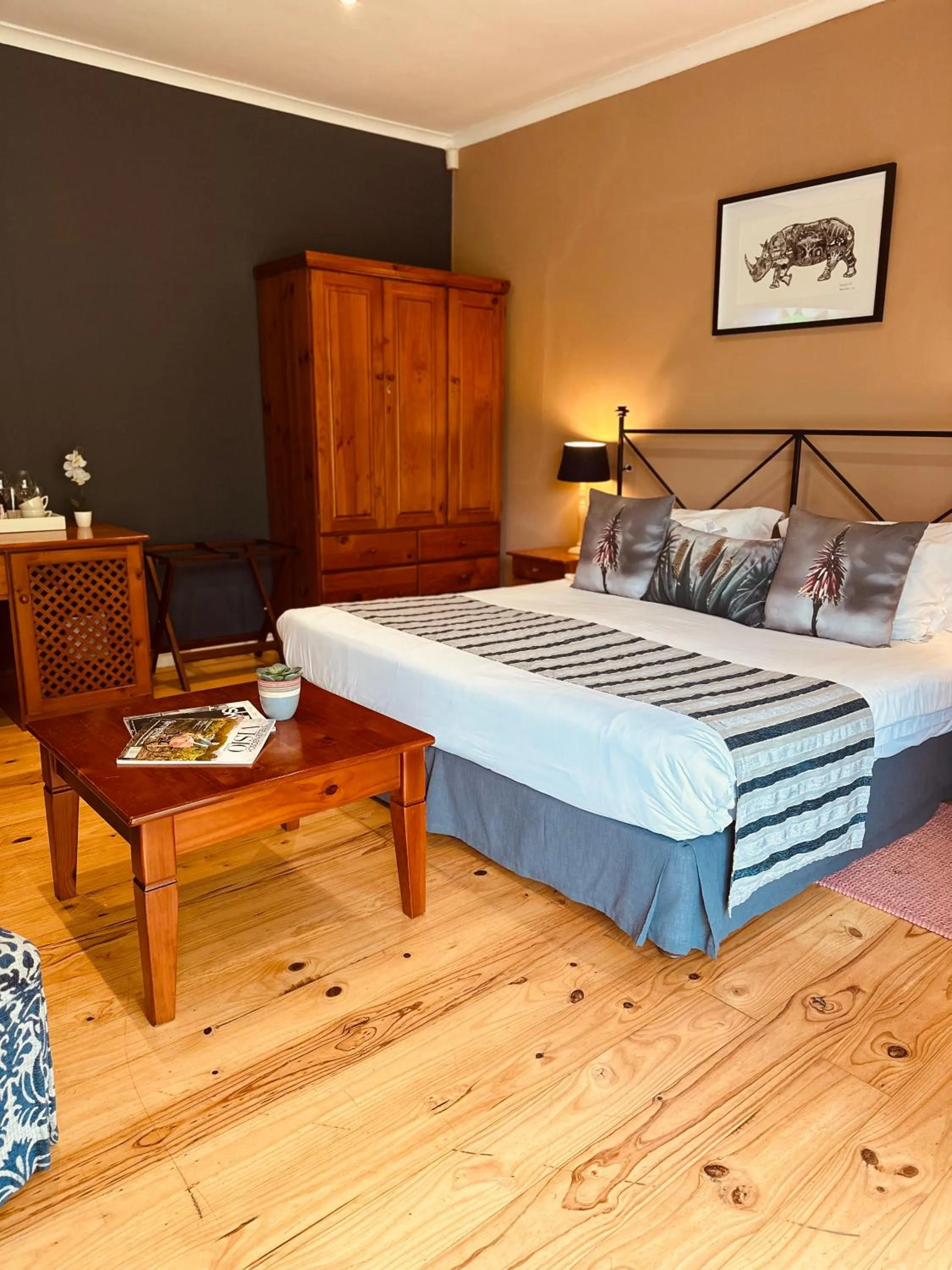 Bedroom, Bed in Vine Guesthouse