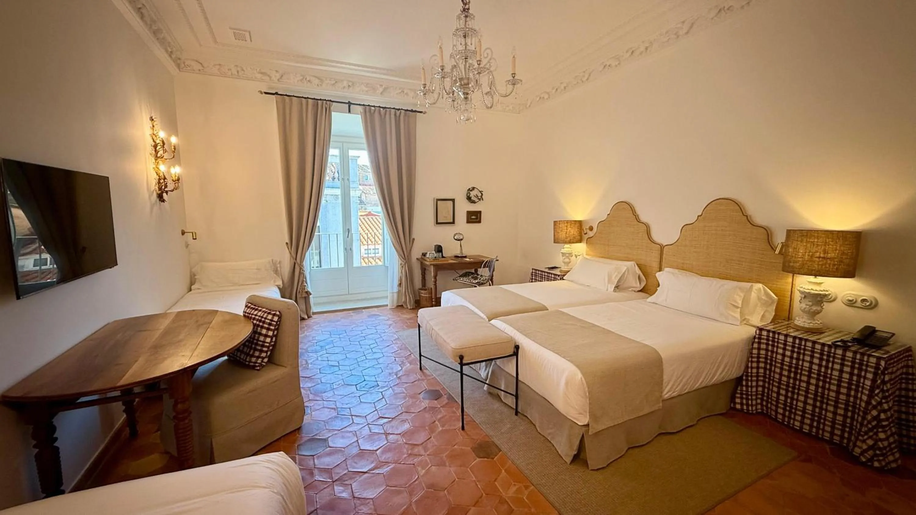 Bed in Casa Pizarro Hotel