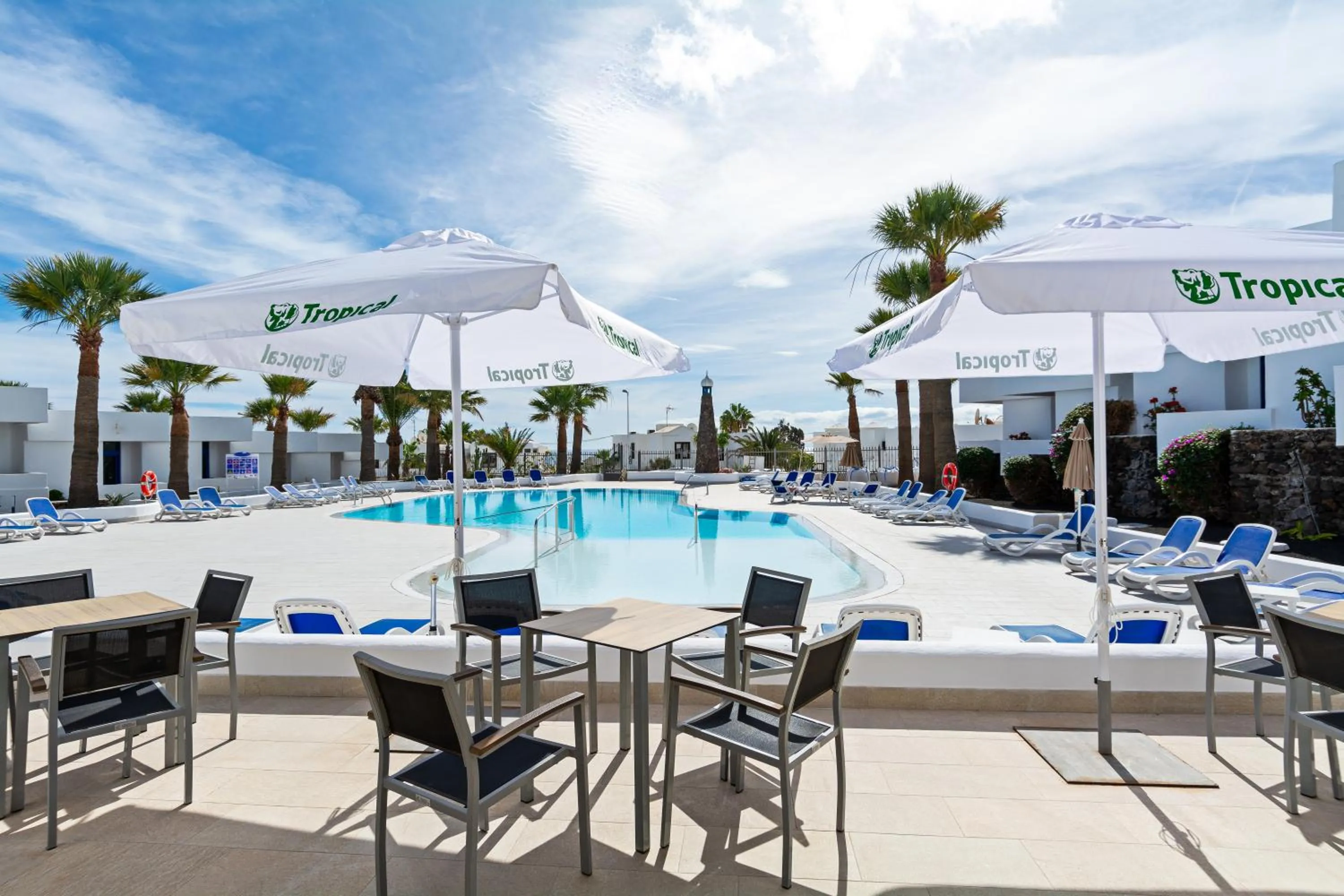 Restaurant/places to eat in Apartamentos Panorama Adults Only