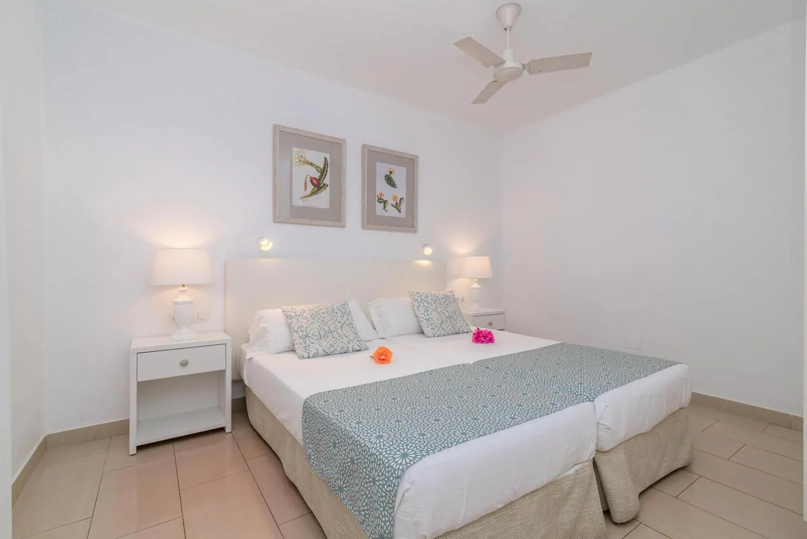 Bedroom, Bed in Apartamentos Parque Tropical en Lanzarote