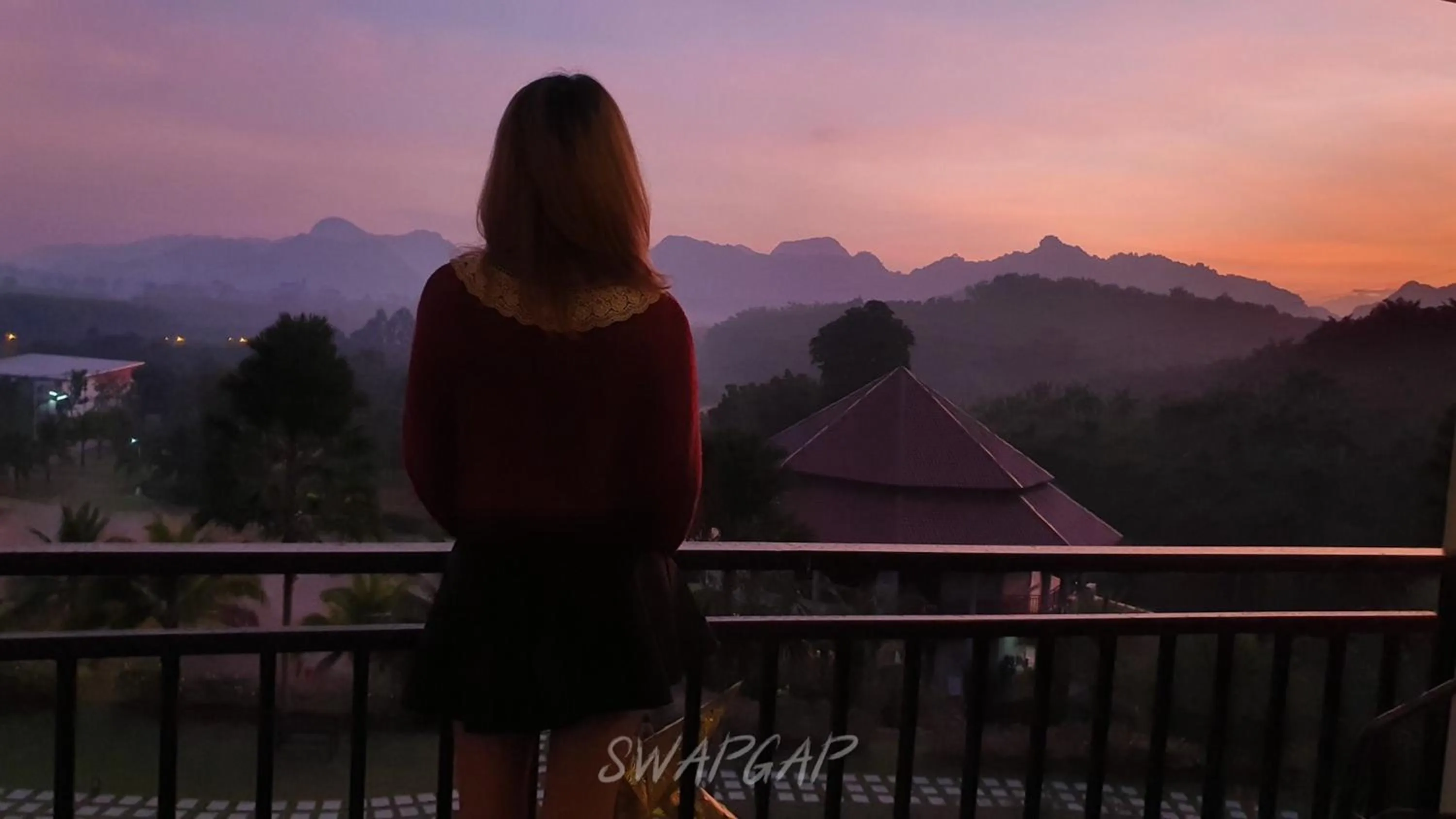 Balcony/Terrace in Takhun Mountain View