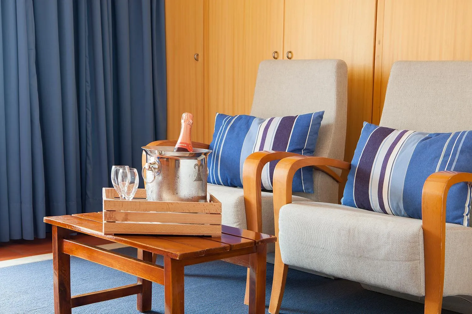 Seating area in Almadraba Park Hotel