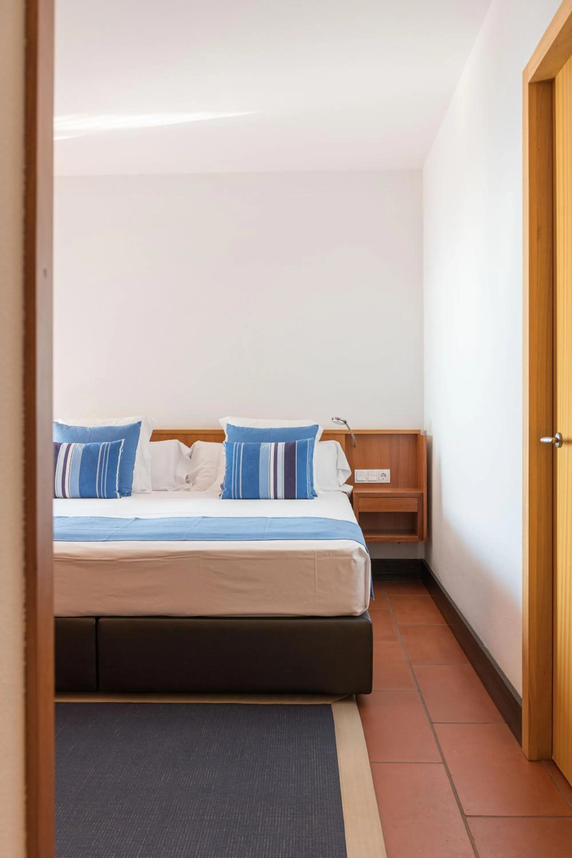 Bed in Almadraba Park Hotel