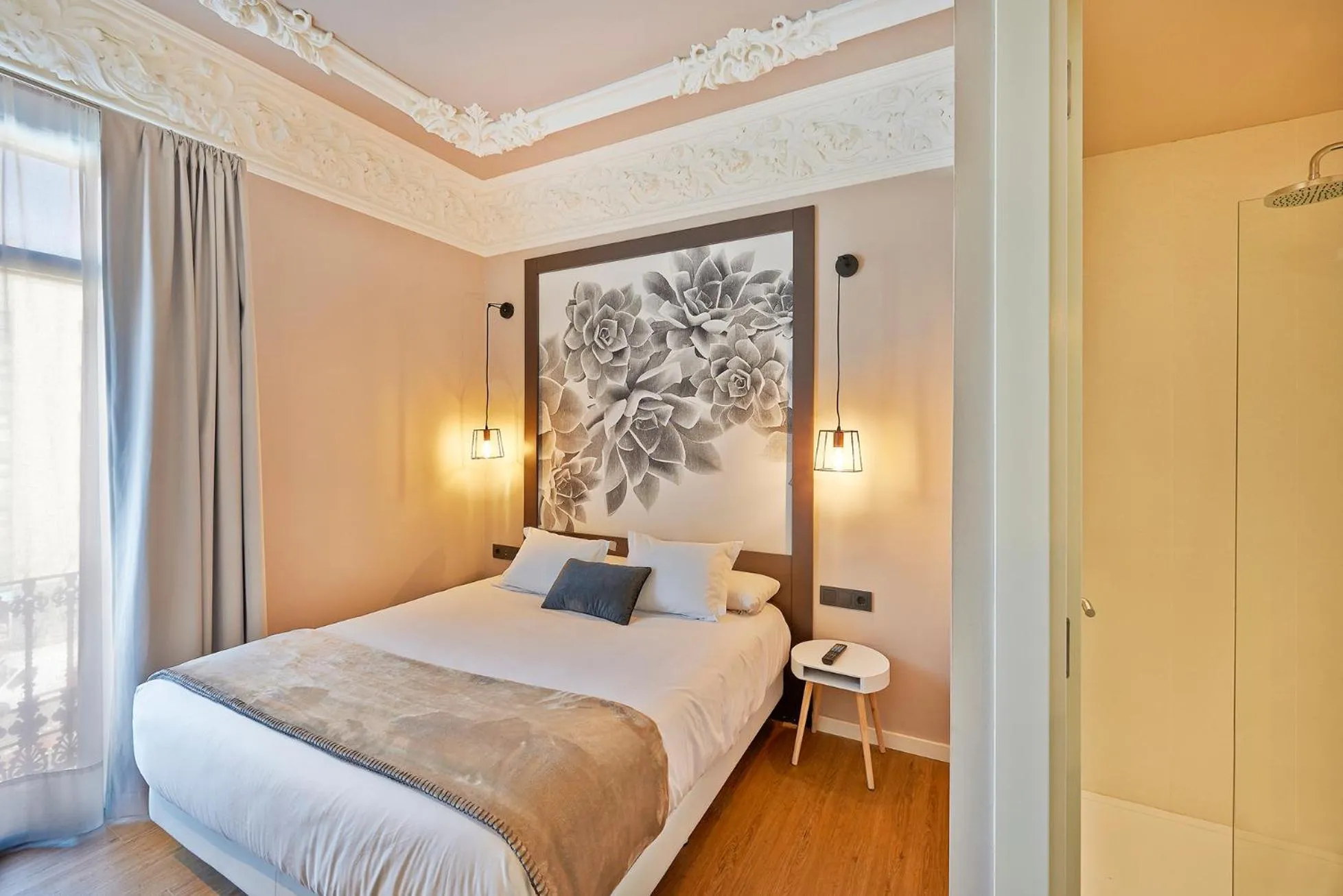 Decorative detail, Bed in Hostal Central Barcelona