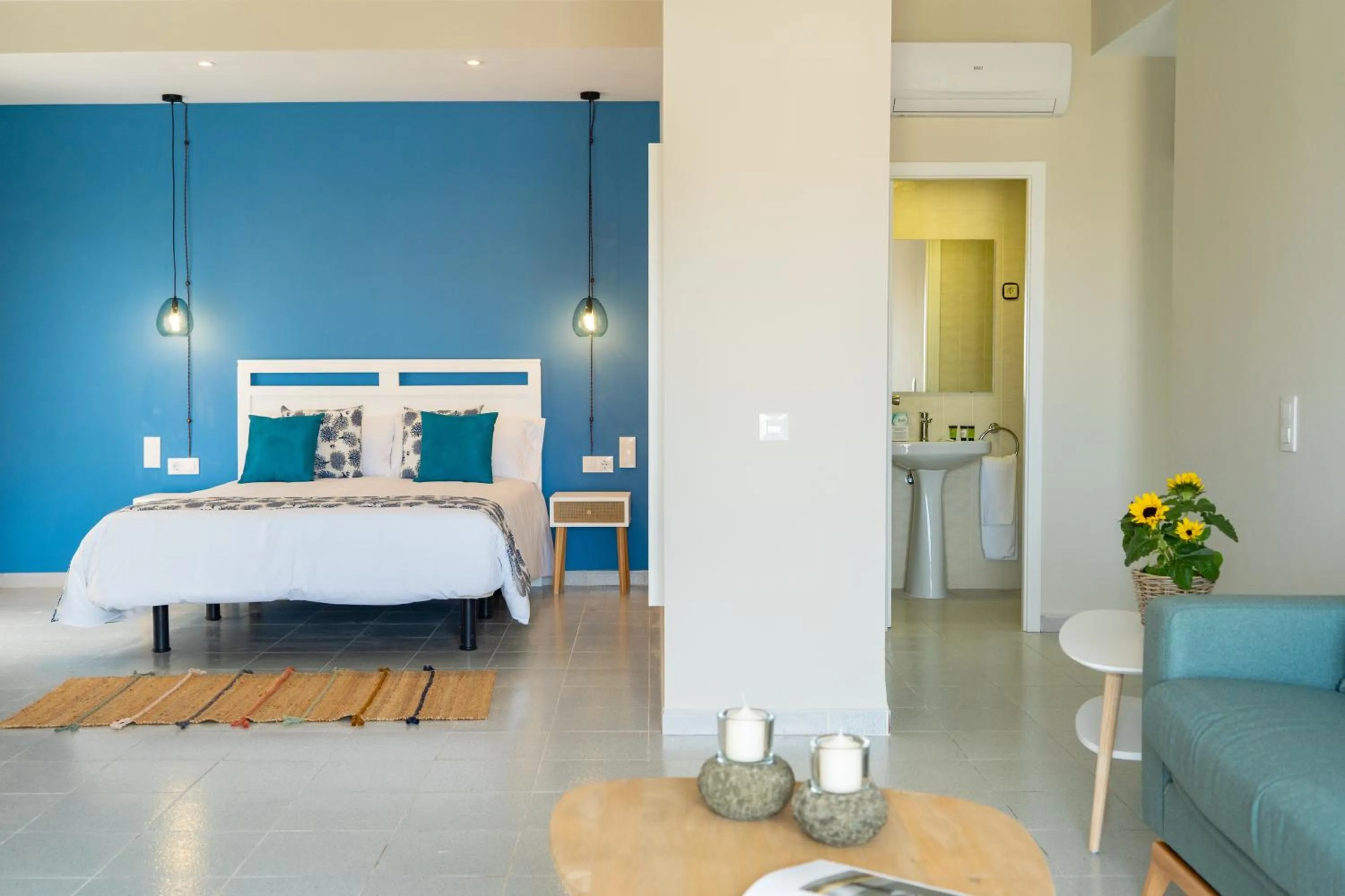 Property building, Bed in Hotel Aubí