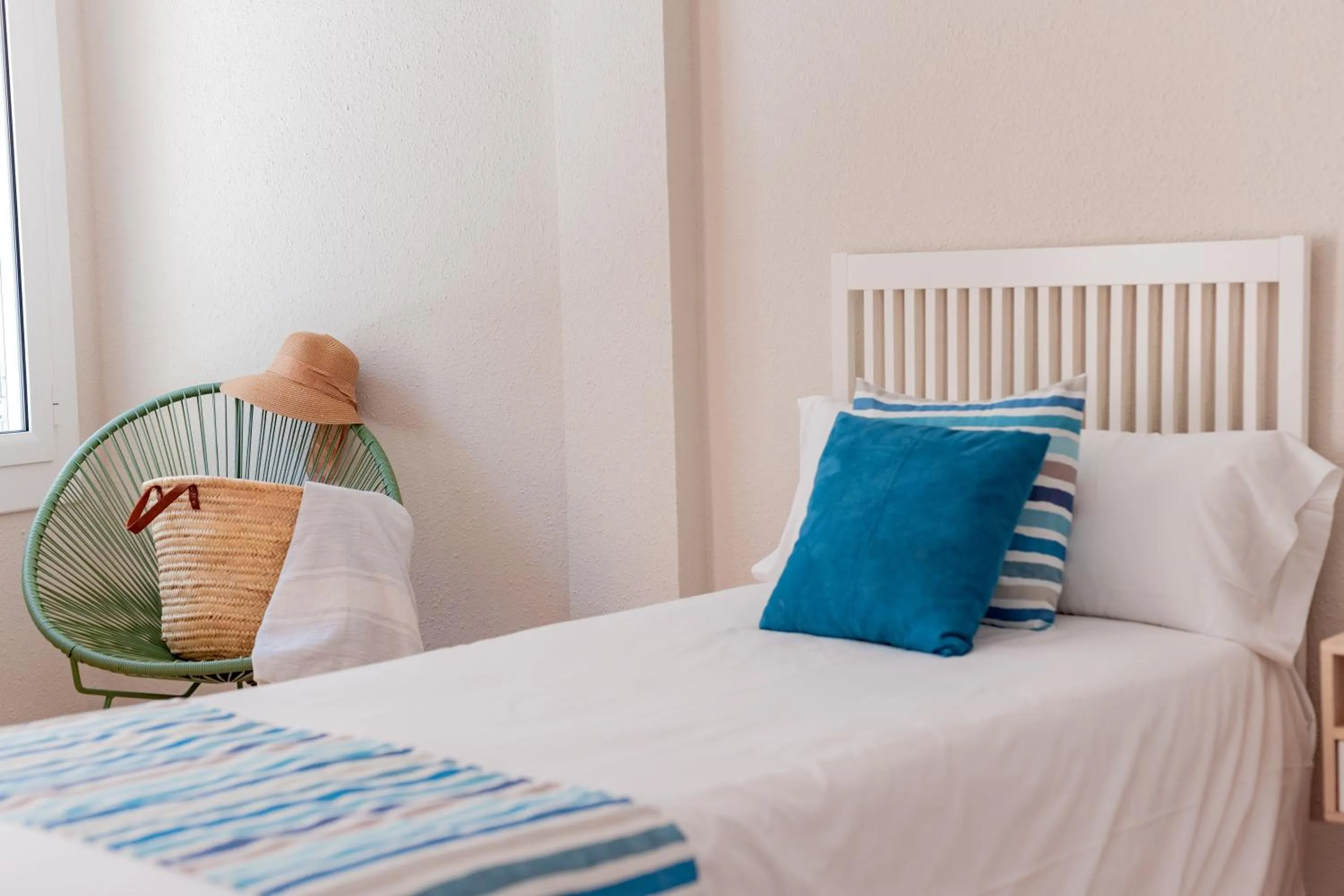 Bedroom, Bed in Hotel Aubí