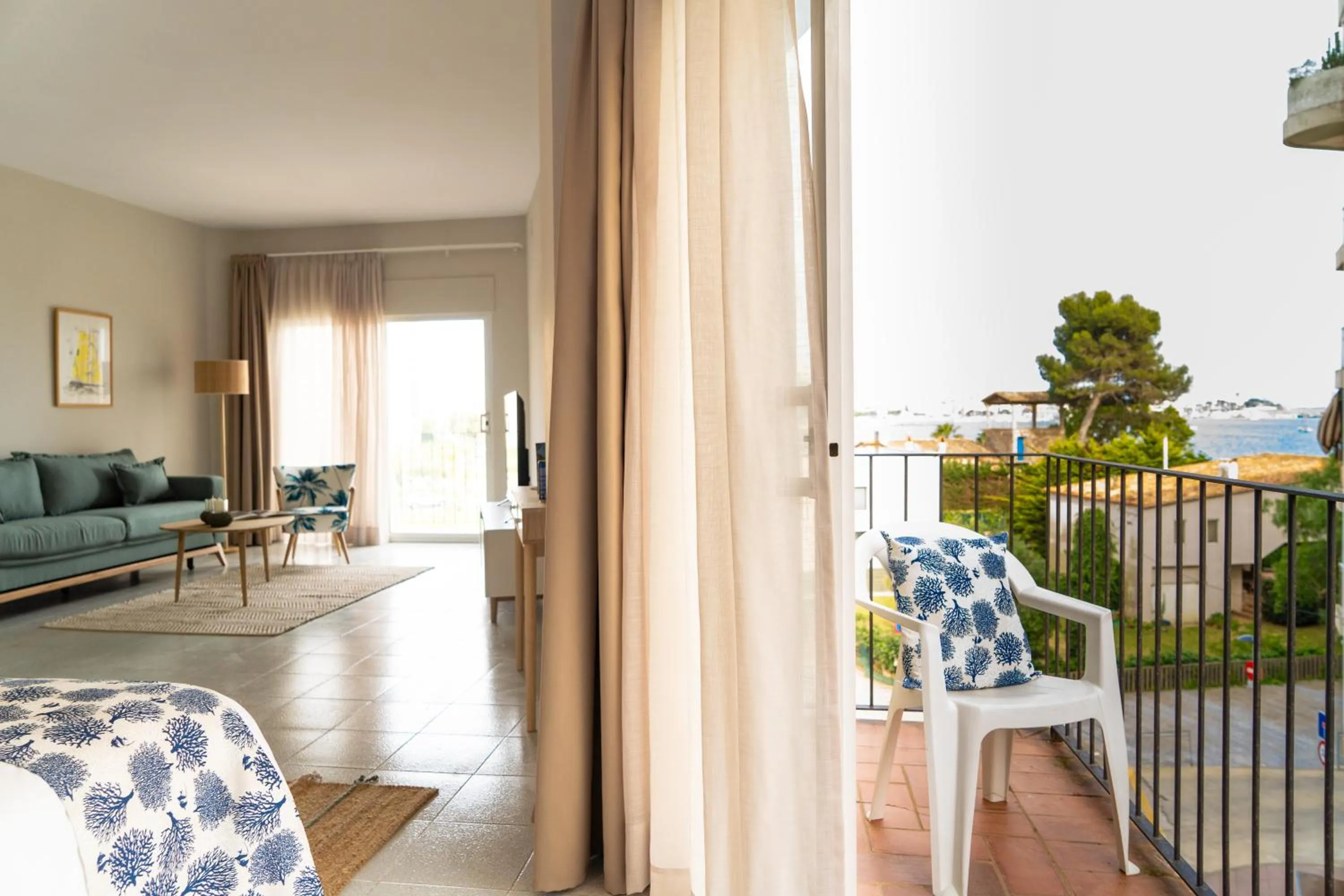 Property building in Hotel Aubí