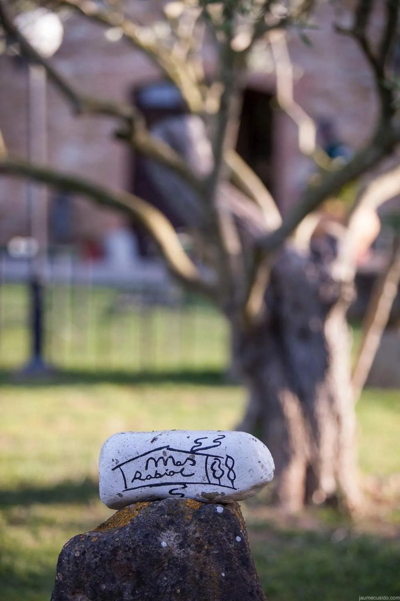 Logo/Certificate/Sign in Hotel Mas Rabiol -Emporda-Only Adults-Eco Hotel