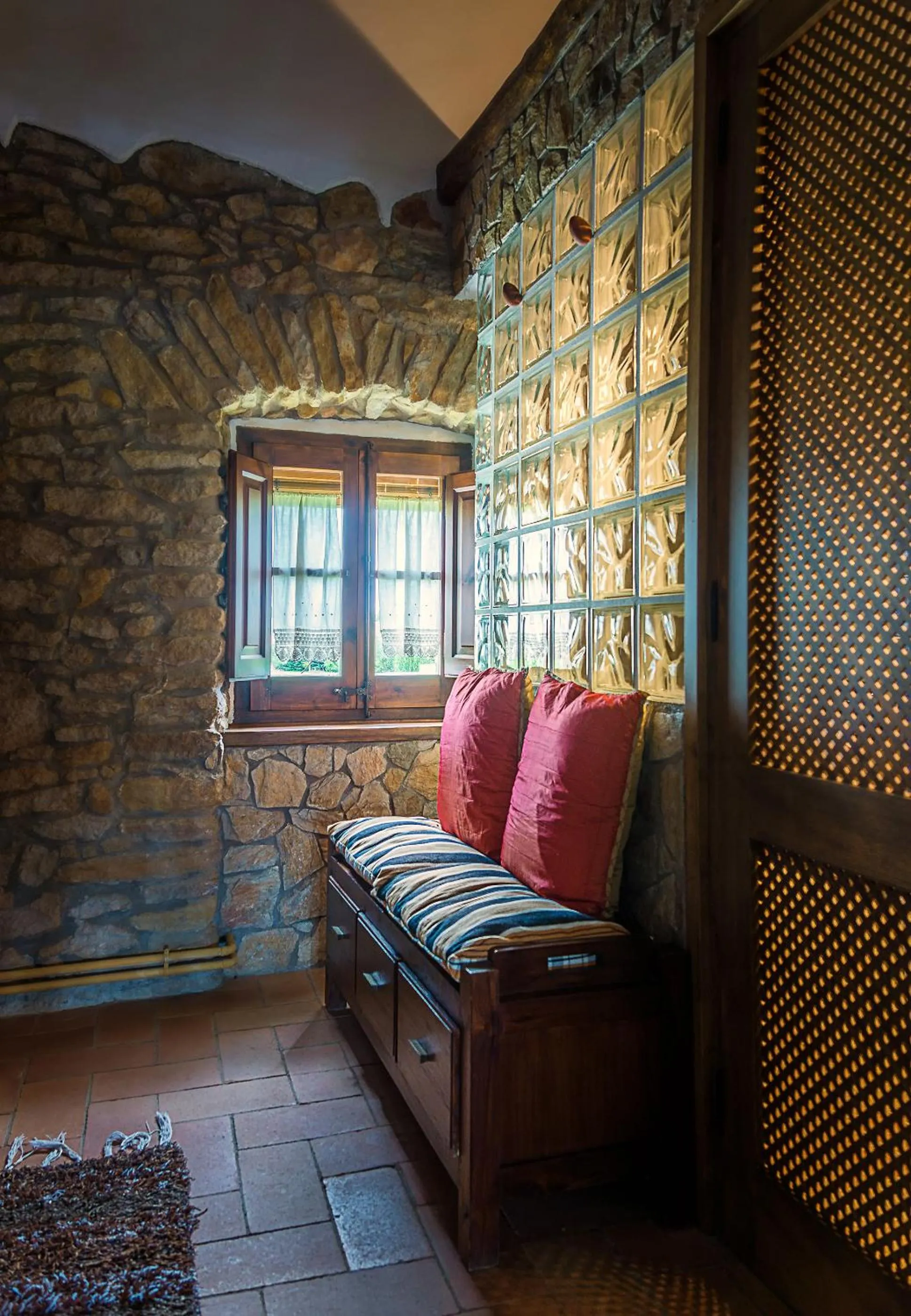 Decorative detail, Bed in Hotel Mas Rabiol -Emporda-Only Adults-Eco Hotel