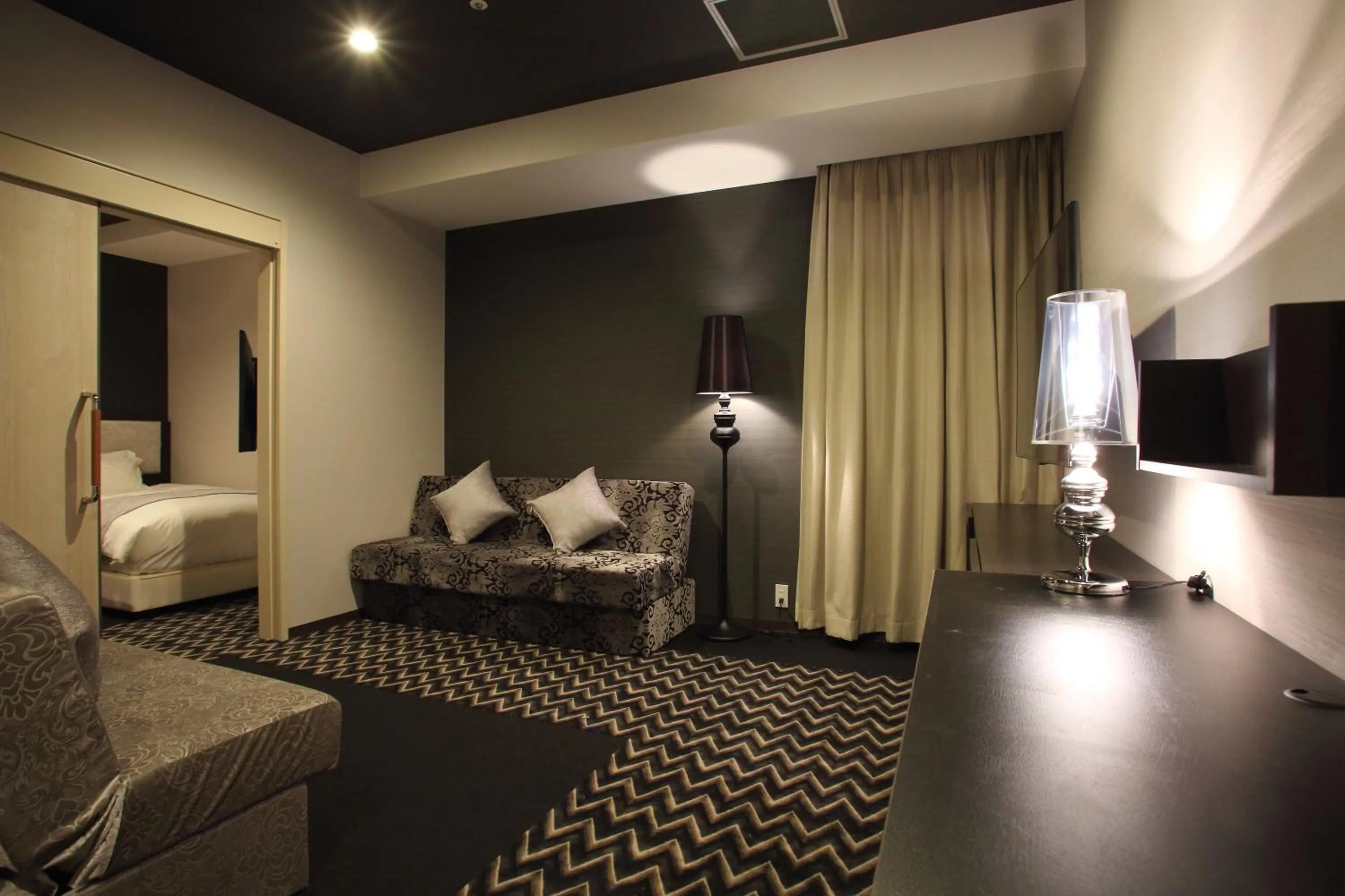 Living room, Bed in Centurion Hotel Grand Kobe Station