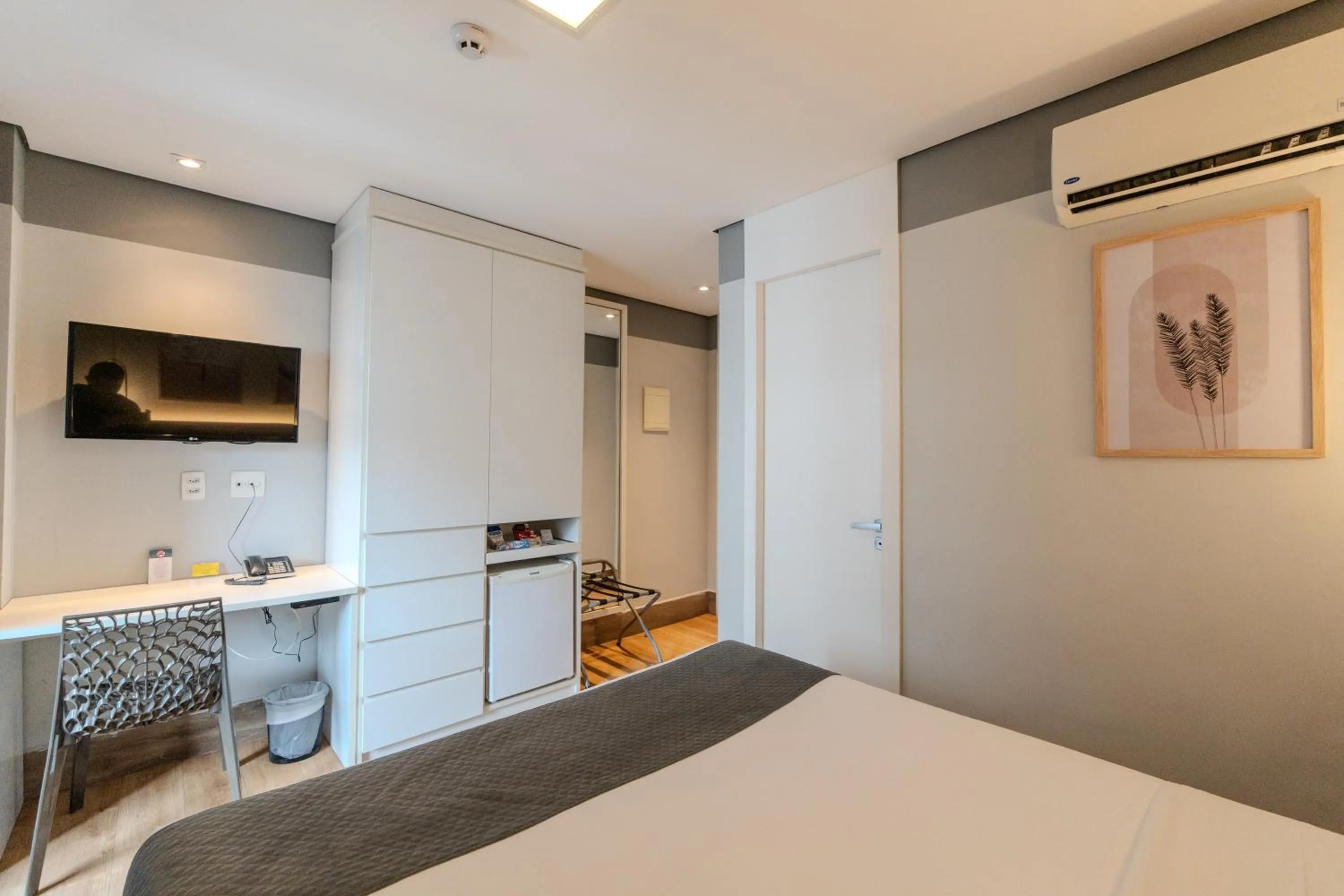 TV and multimedia, Bed in Hotel Heritage