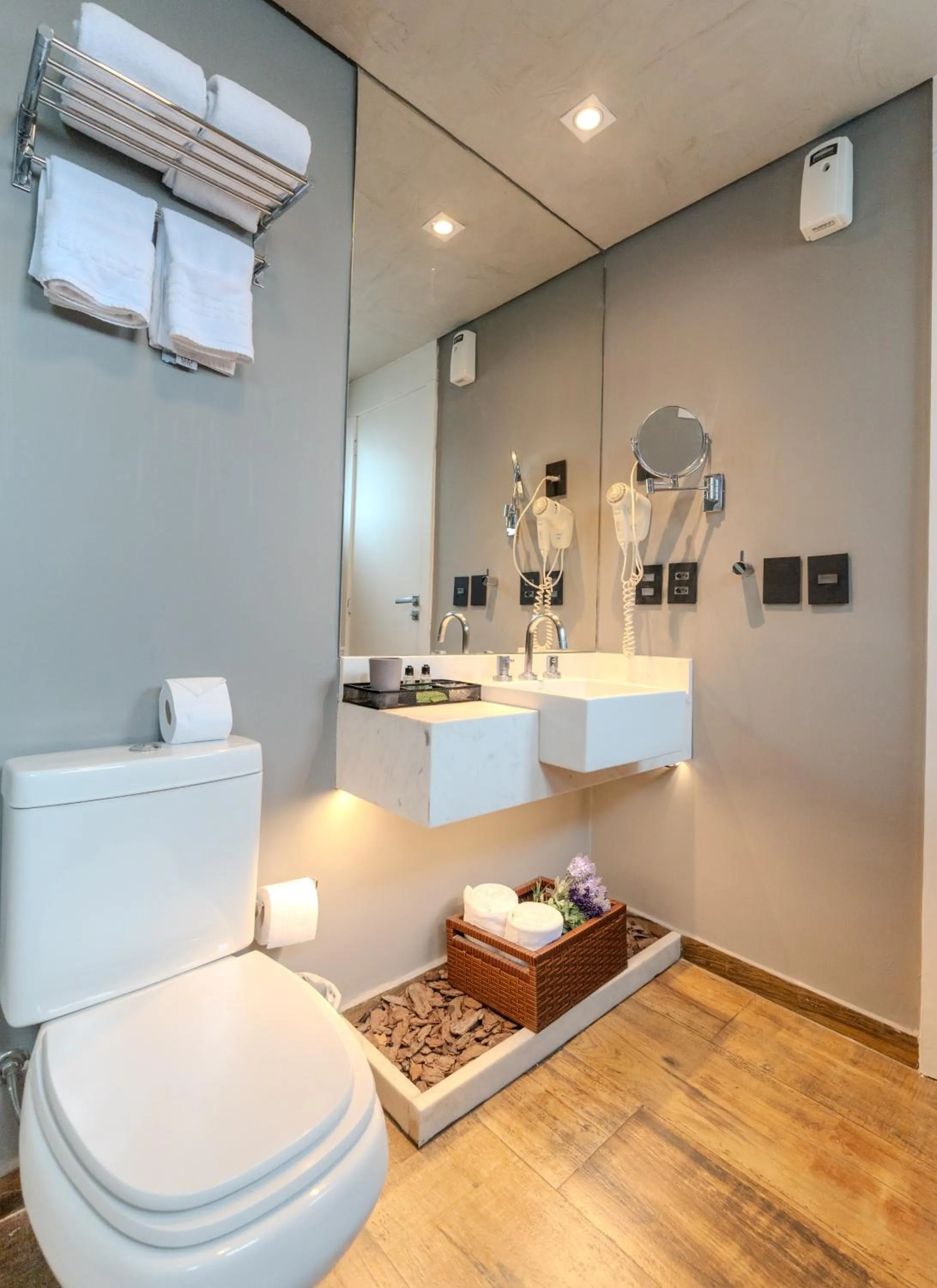 Toilet in Hotel Heritage