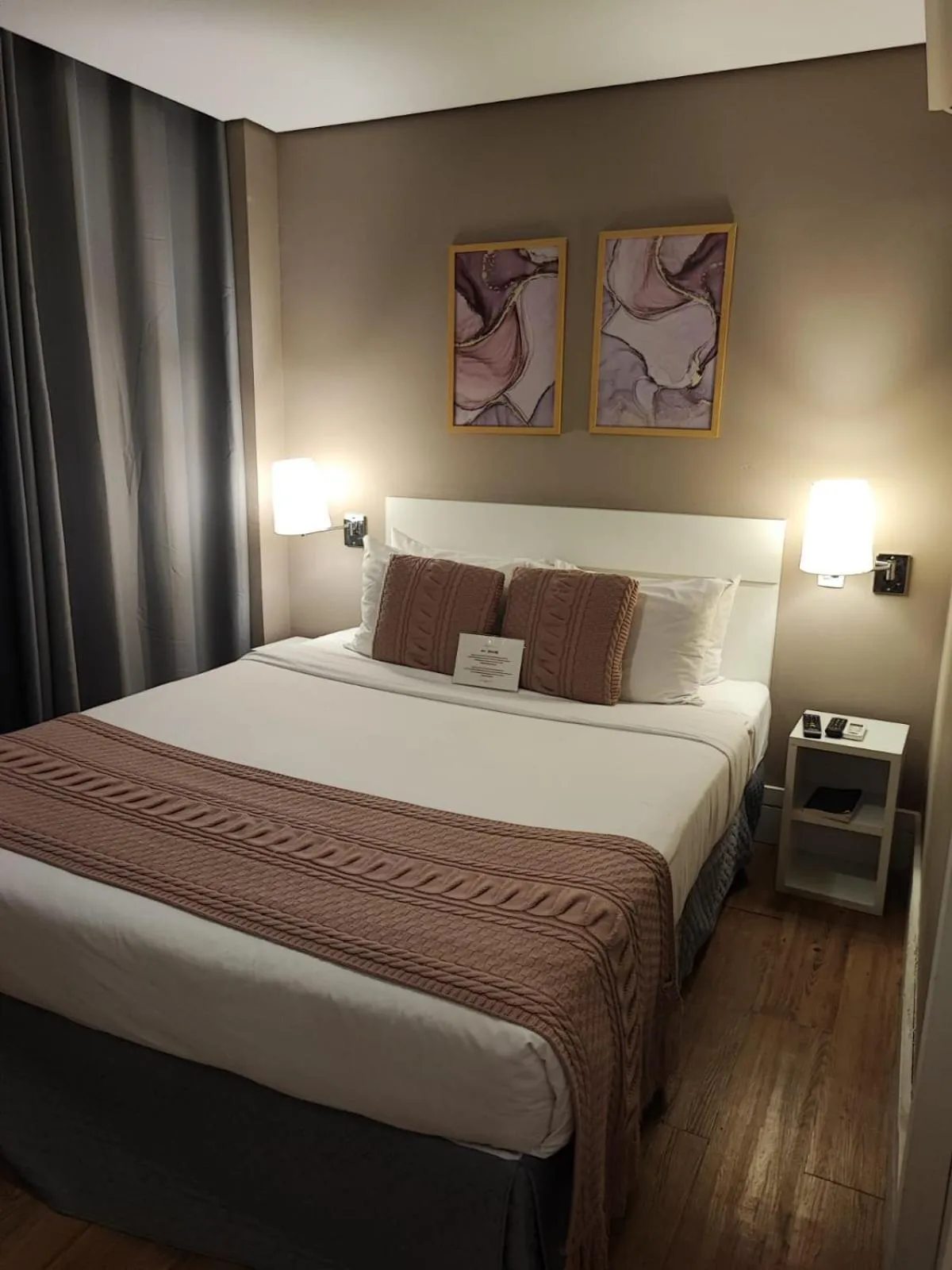 Bed in Hotel Heritage