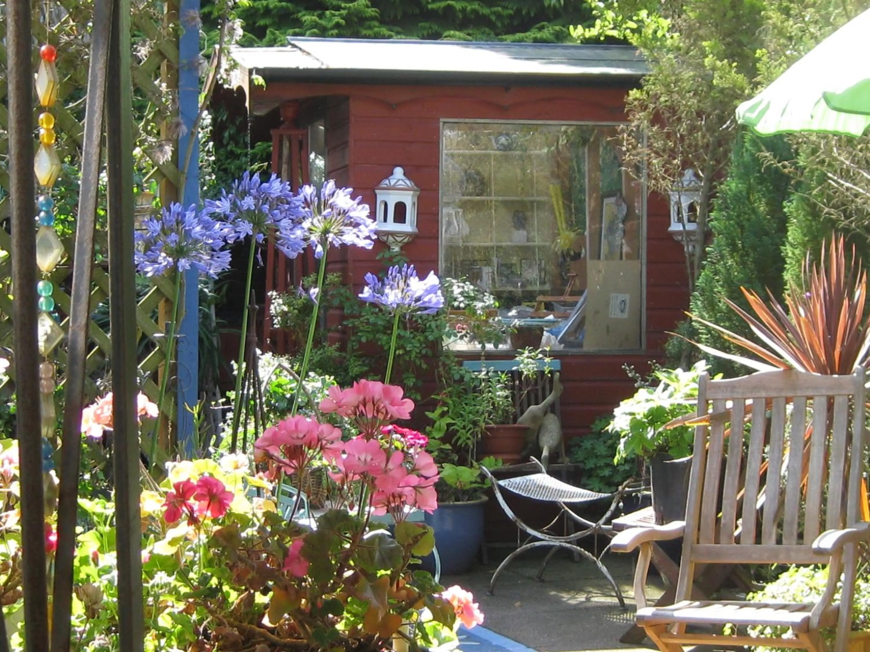 Patio in Folly Studio Bed and Breakfast