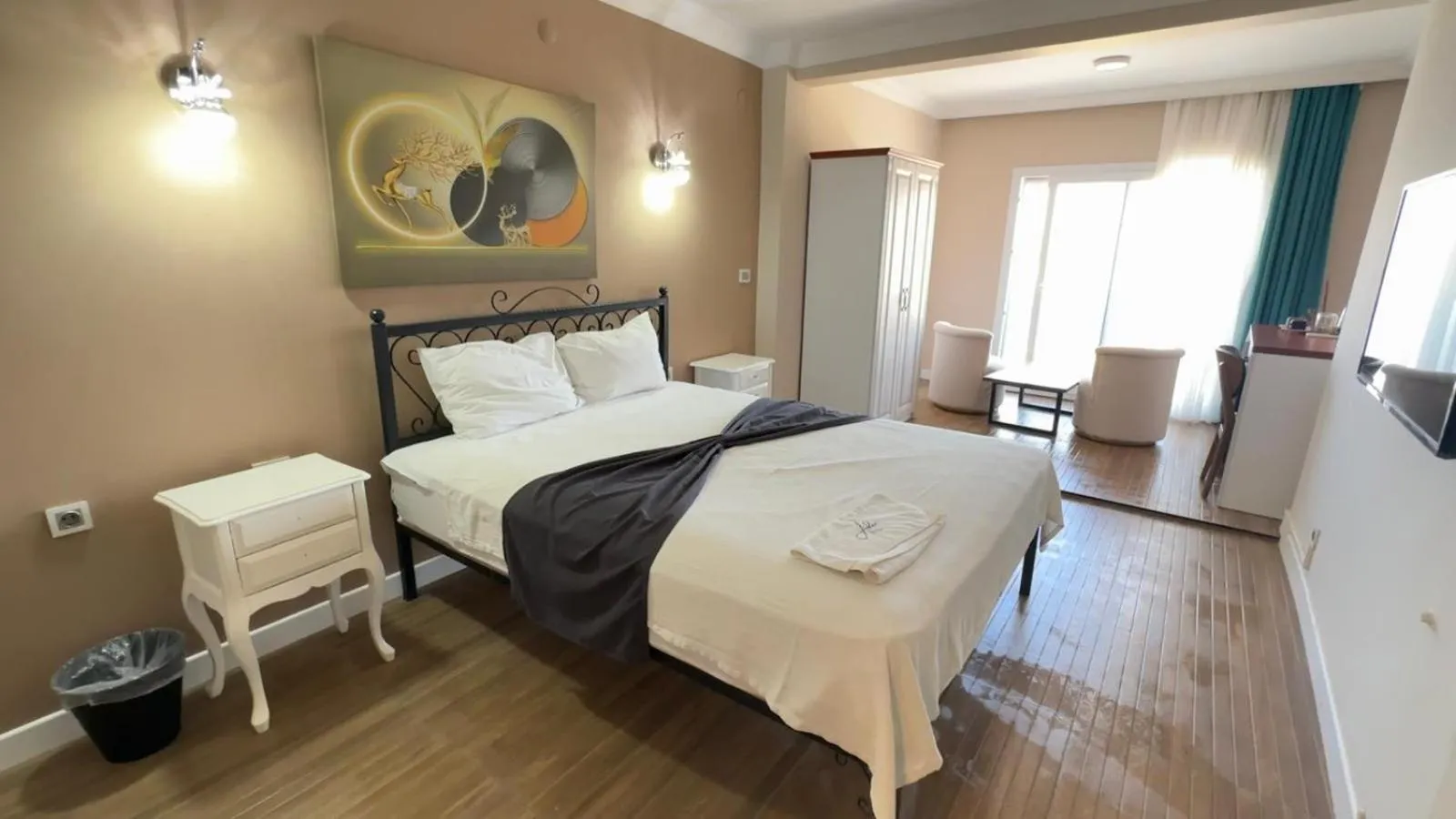 Bed in Aden Boutique Otel