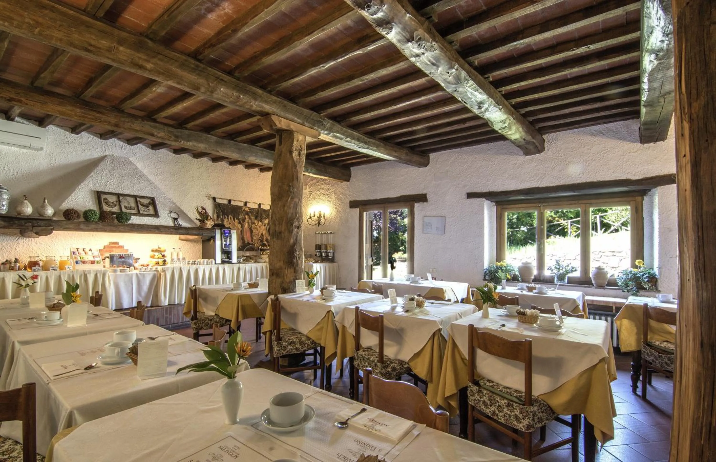 Restaurant/places to eat in Hotel Colle Etrusco Salivolpi