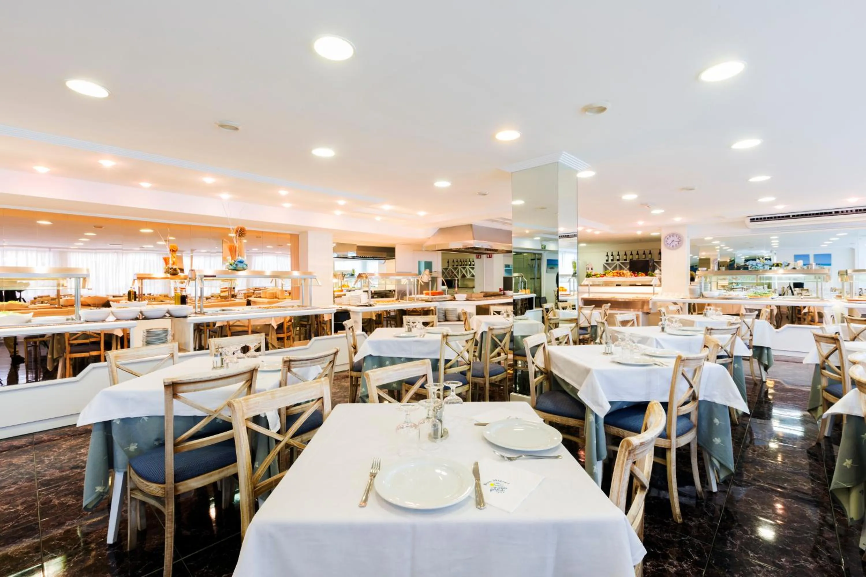 Restaurant/places to eat in Hotel Don Miguel Playa