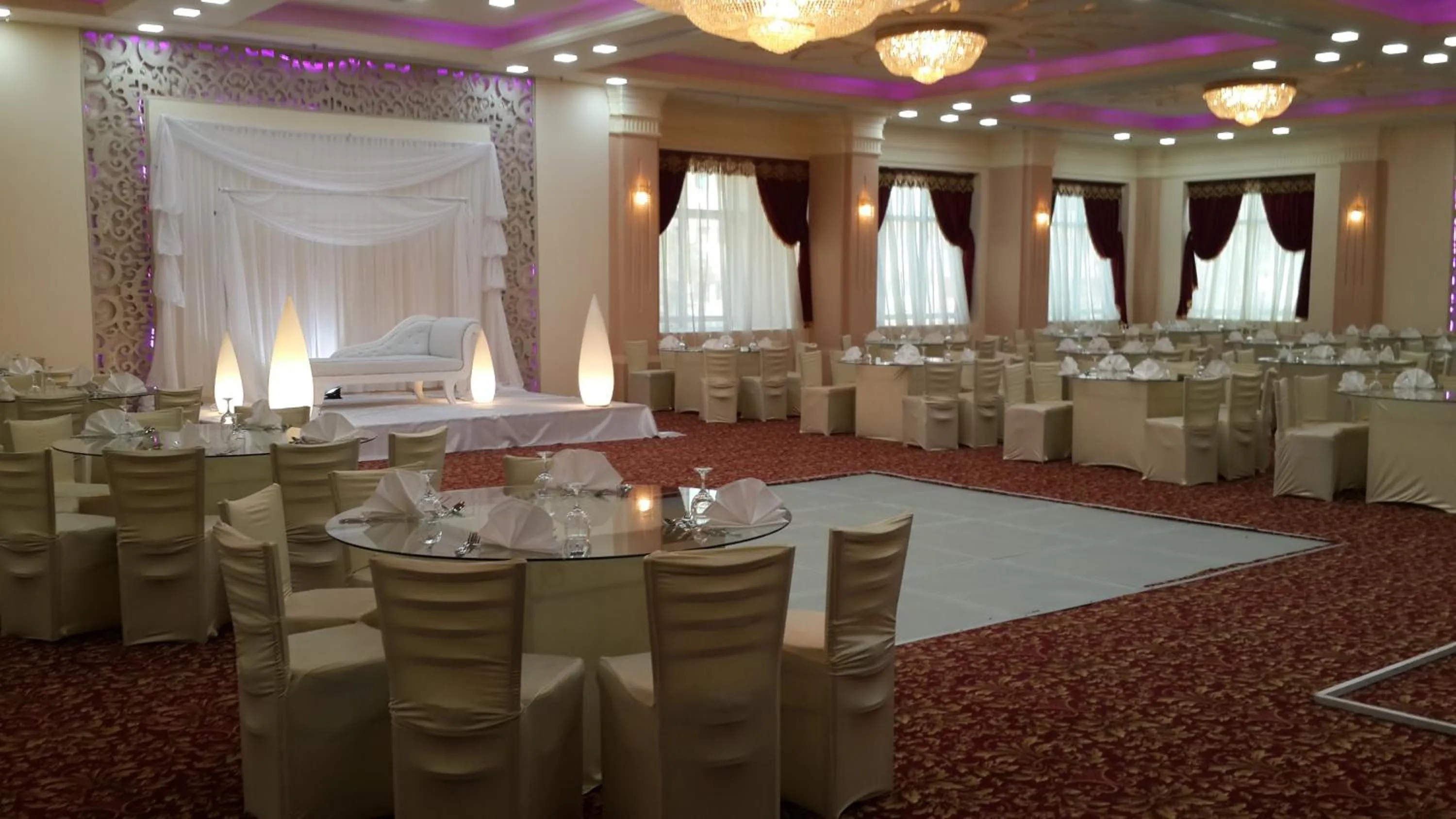 Restaurant/places to eat in Jewel Inn Beni Suef