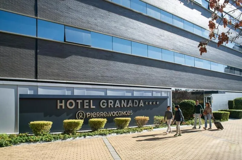 Facade/entrance in Hotel Granada by Pierre & Vacances