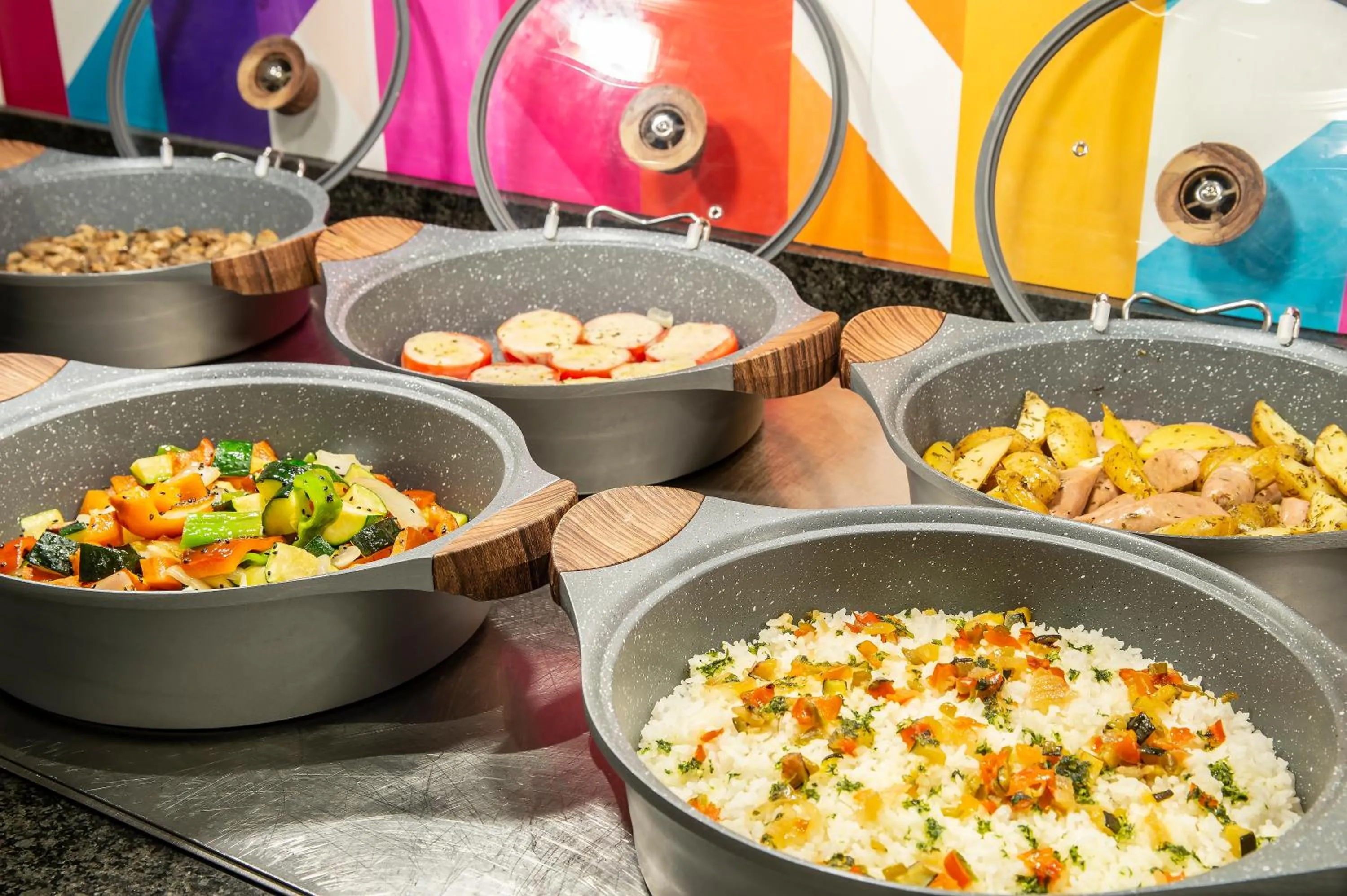 Restaurant/places to eat in Allegro Granada