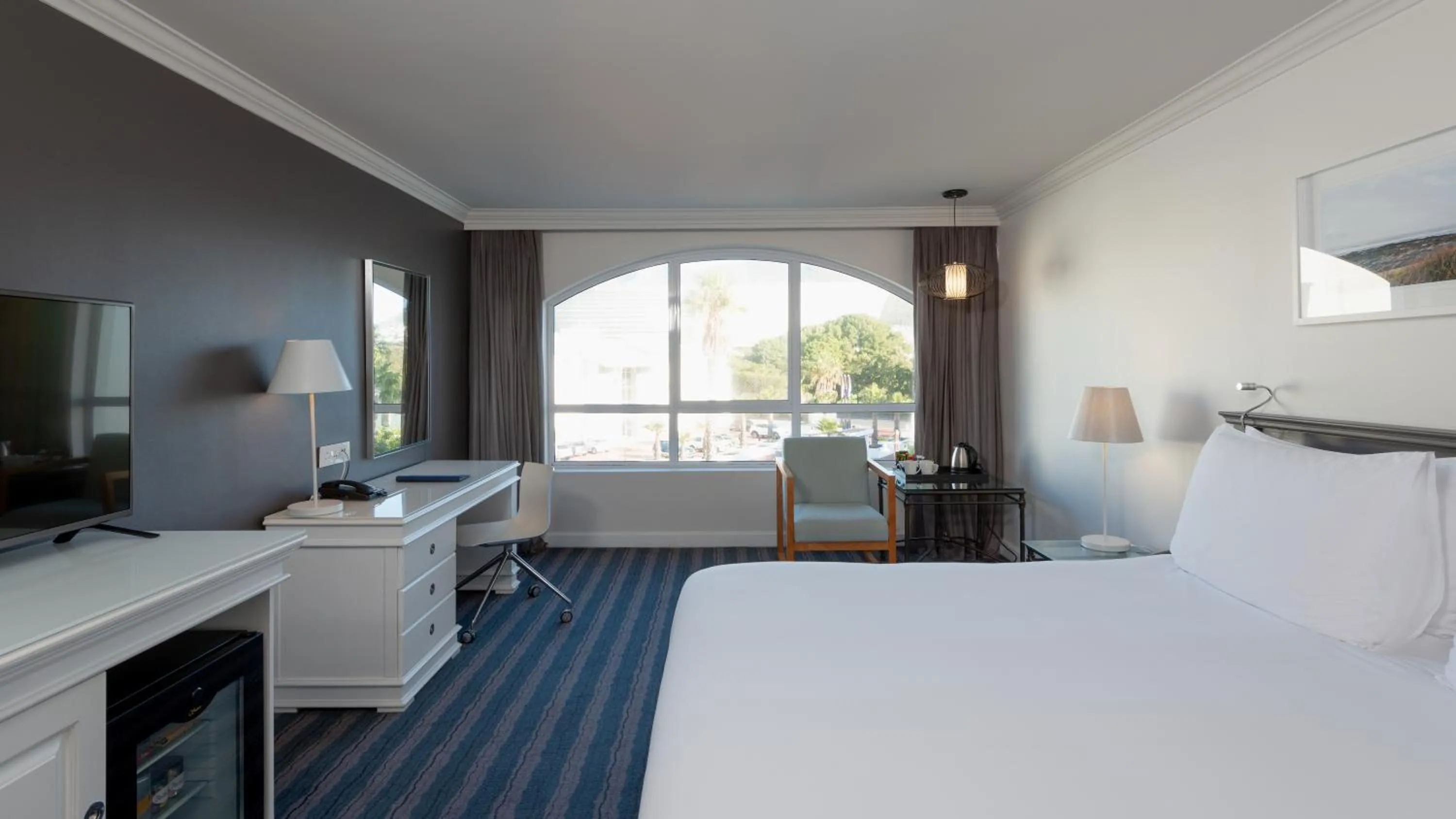 Bedroom, Bed in Radisson Collection Hotel, Waterfront Cape Town