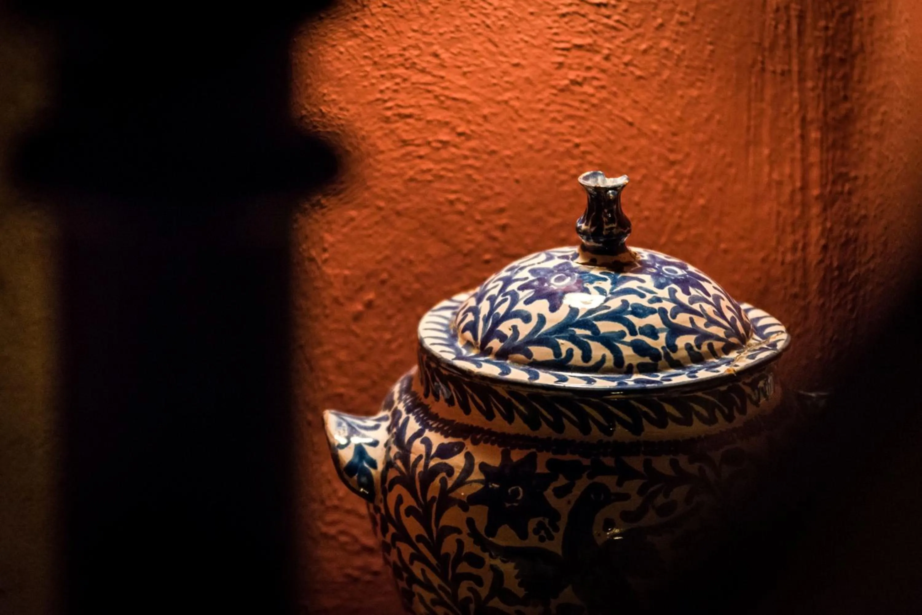 Decorative detail in Hotel América