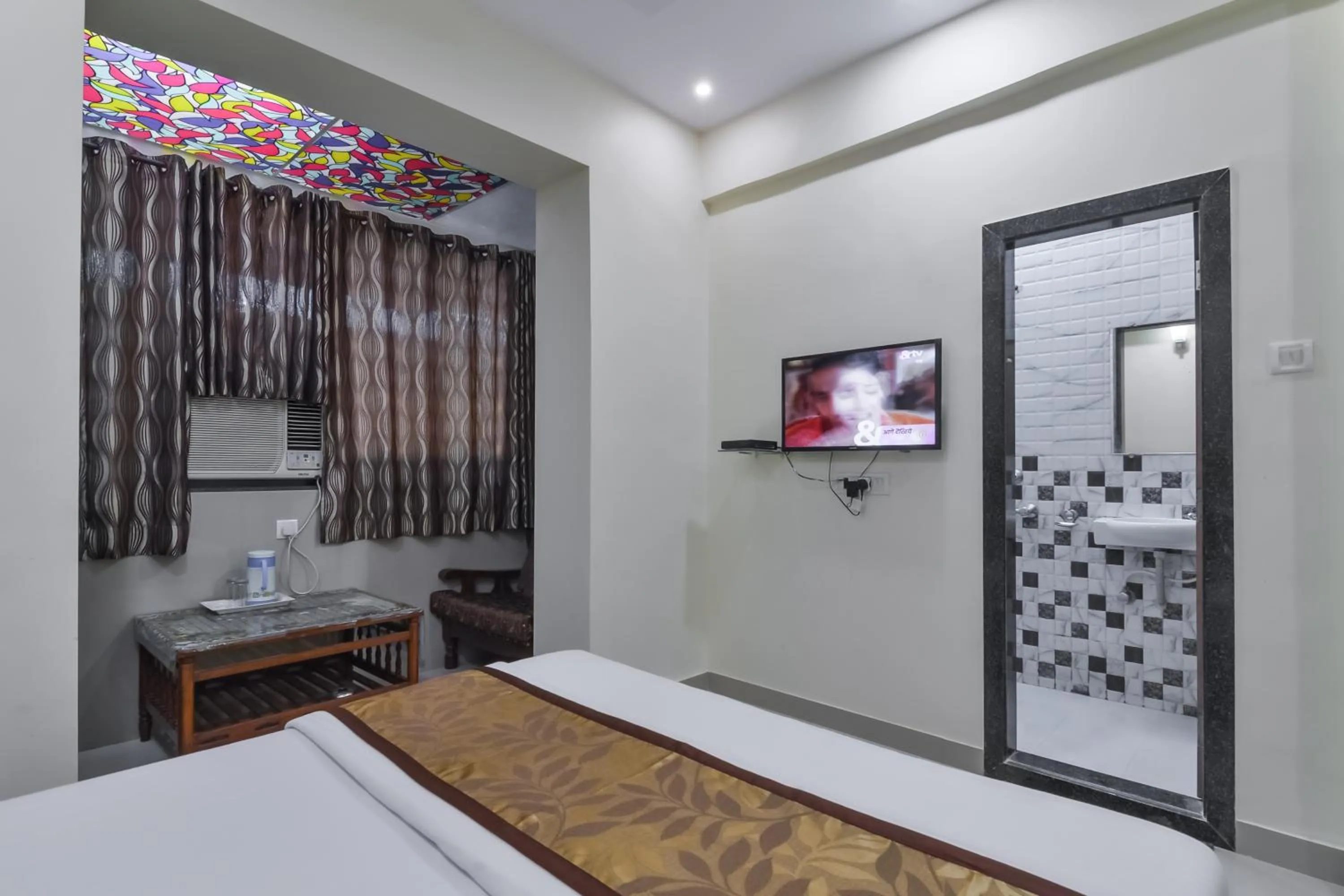 Bed in Hotel Aroma- Dadar