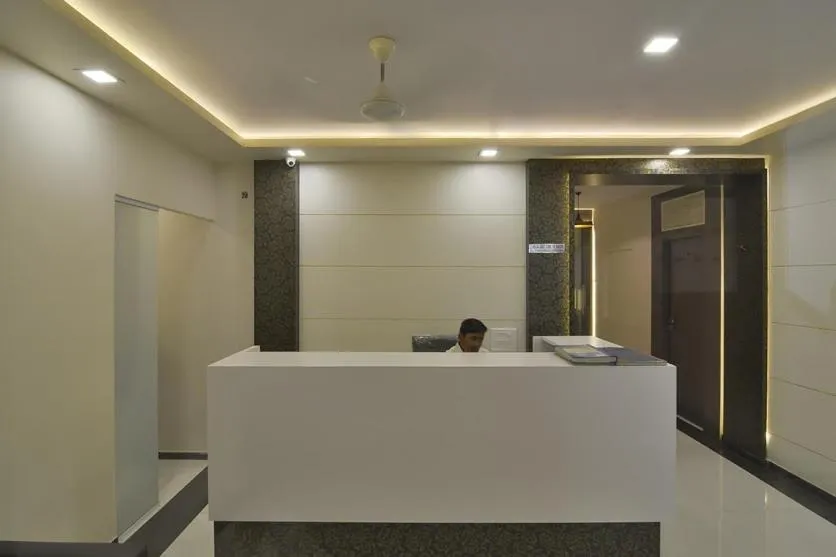 Staff in Hotel Aroma- Dadar