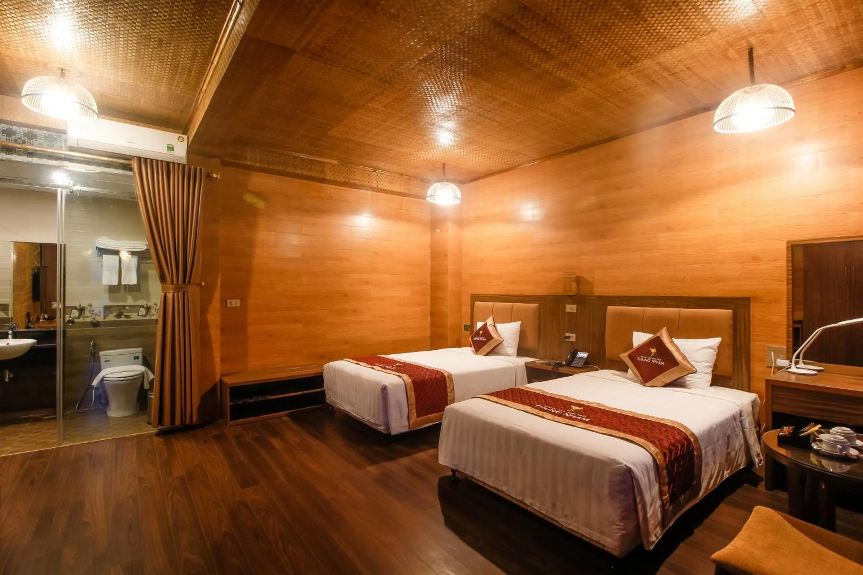 Bedroom, Bed in Thung Nham Resort