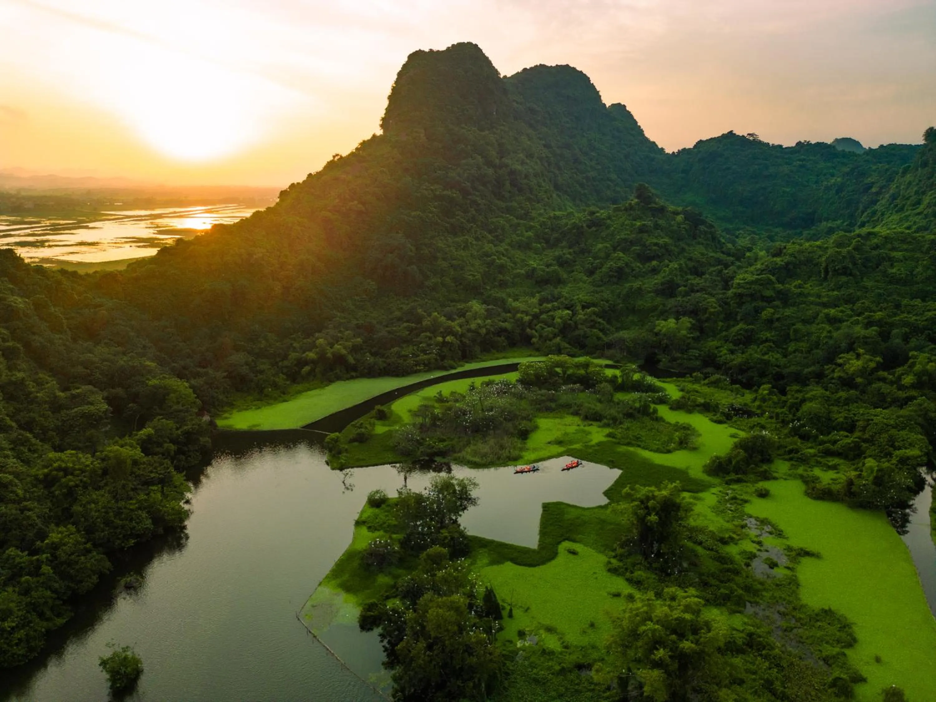 Sunset in Thung Nham Resort