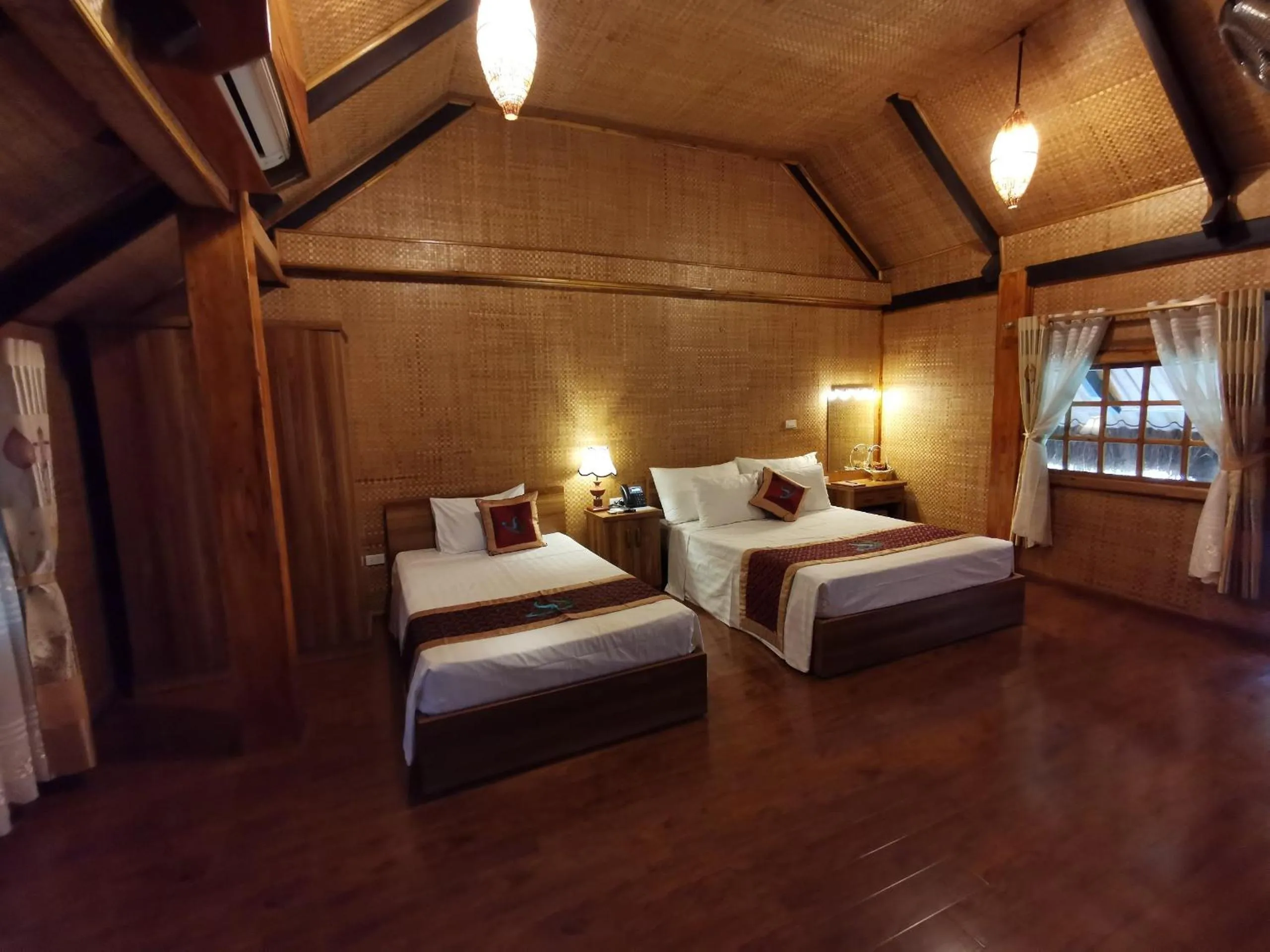Bedroom, Bed in Thung Nham Resort